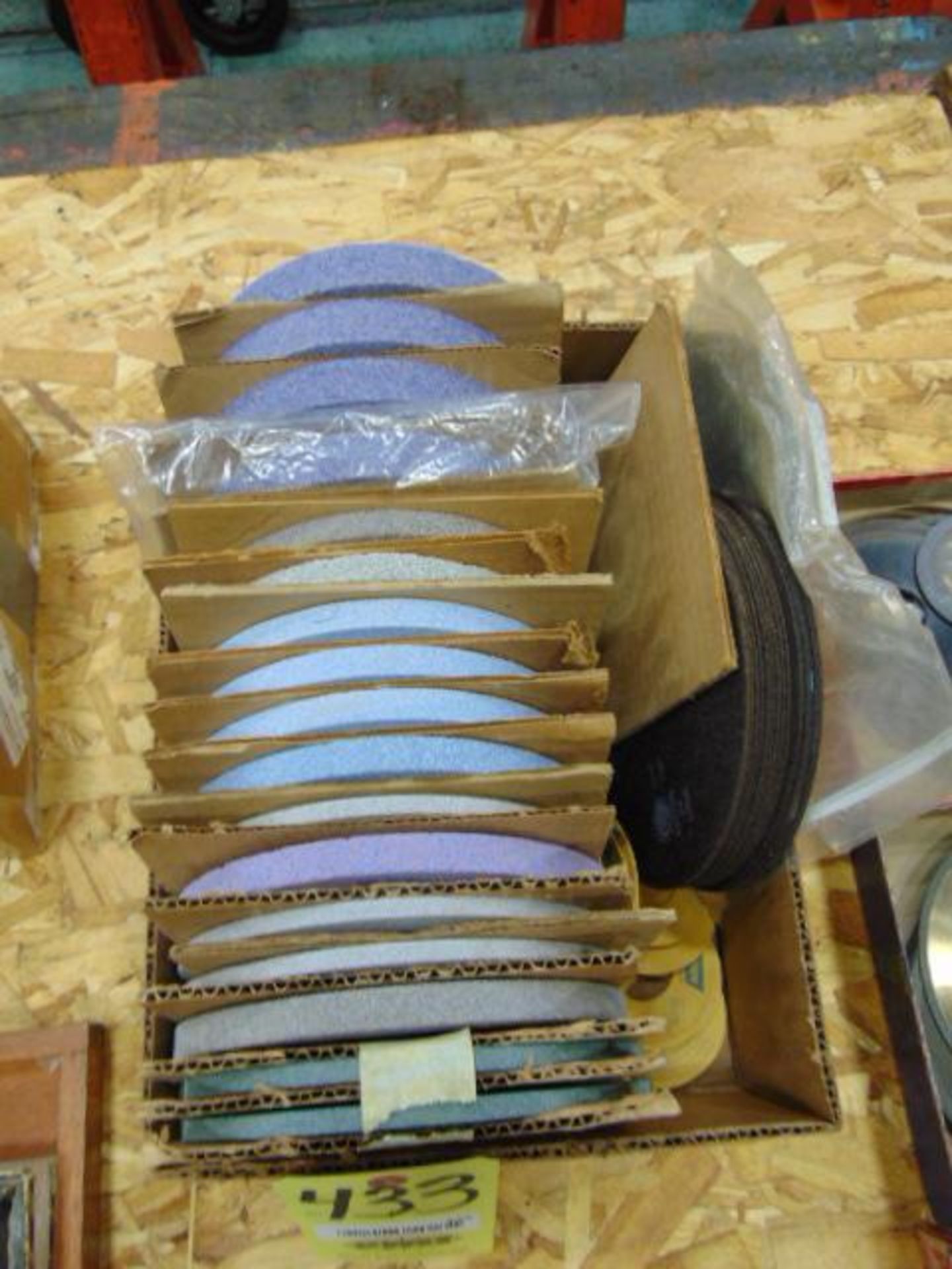 LOT OF GRINDING WHEELS, new, assorted (in one box)