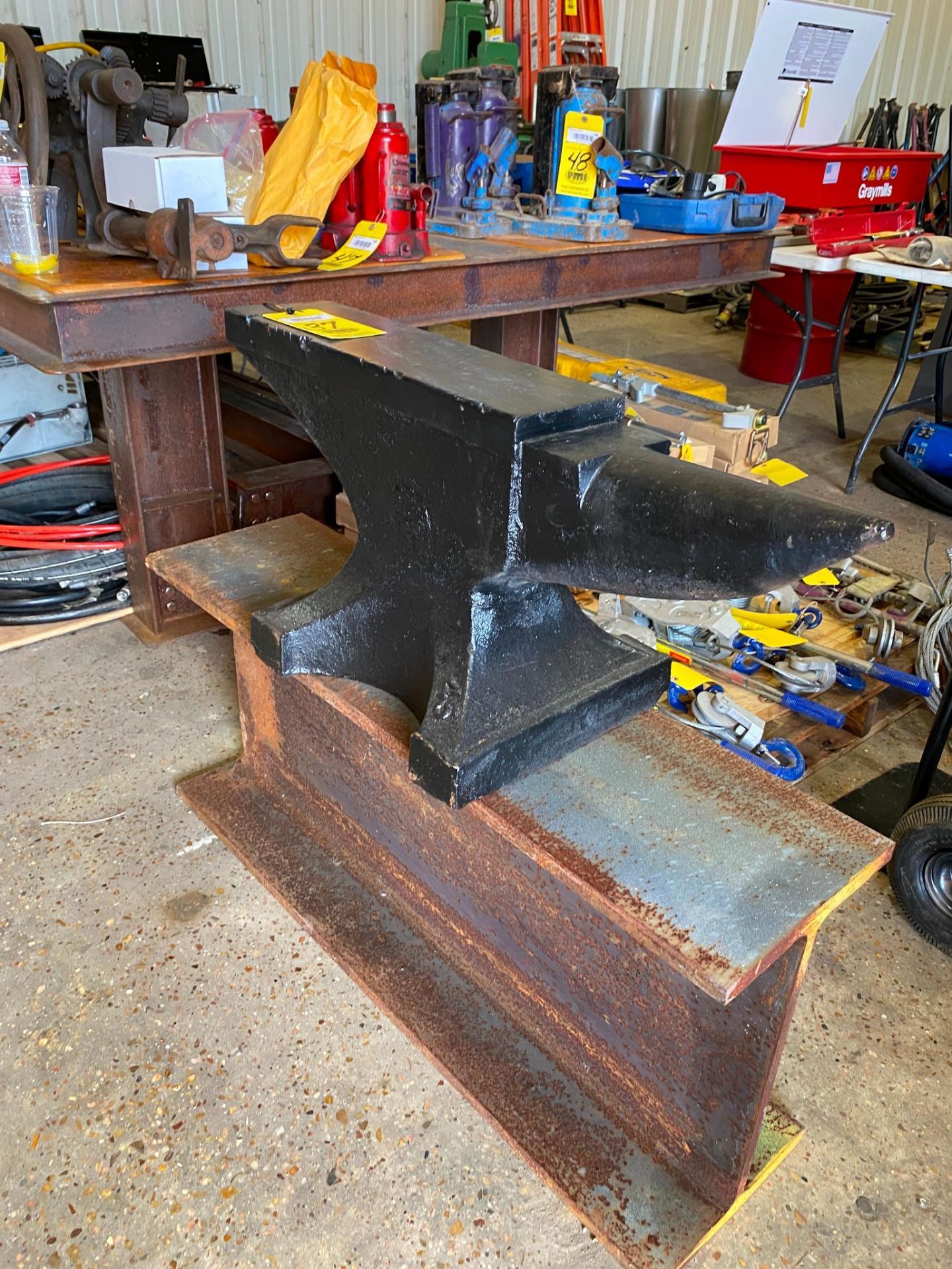 VINTAGE ANTIQUE ANVIL, FISHER & NORRIS "EAGLE", 450 lbs., w/ I-beam (Located at: Tri R Erecting, 265