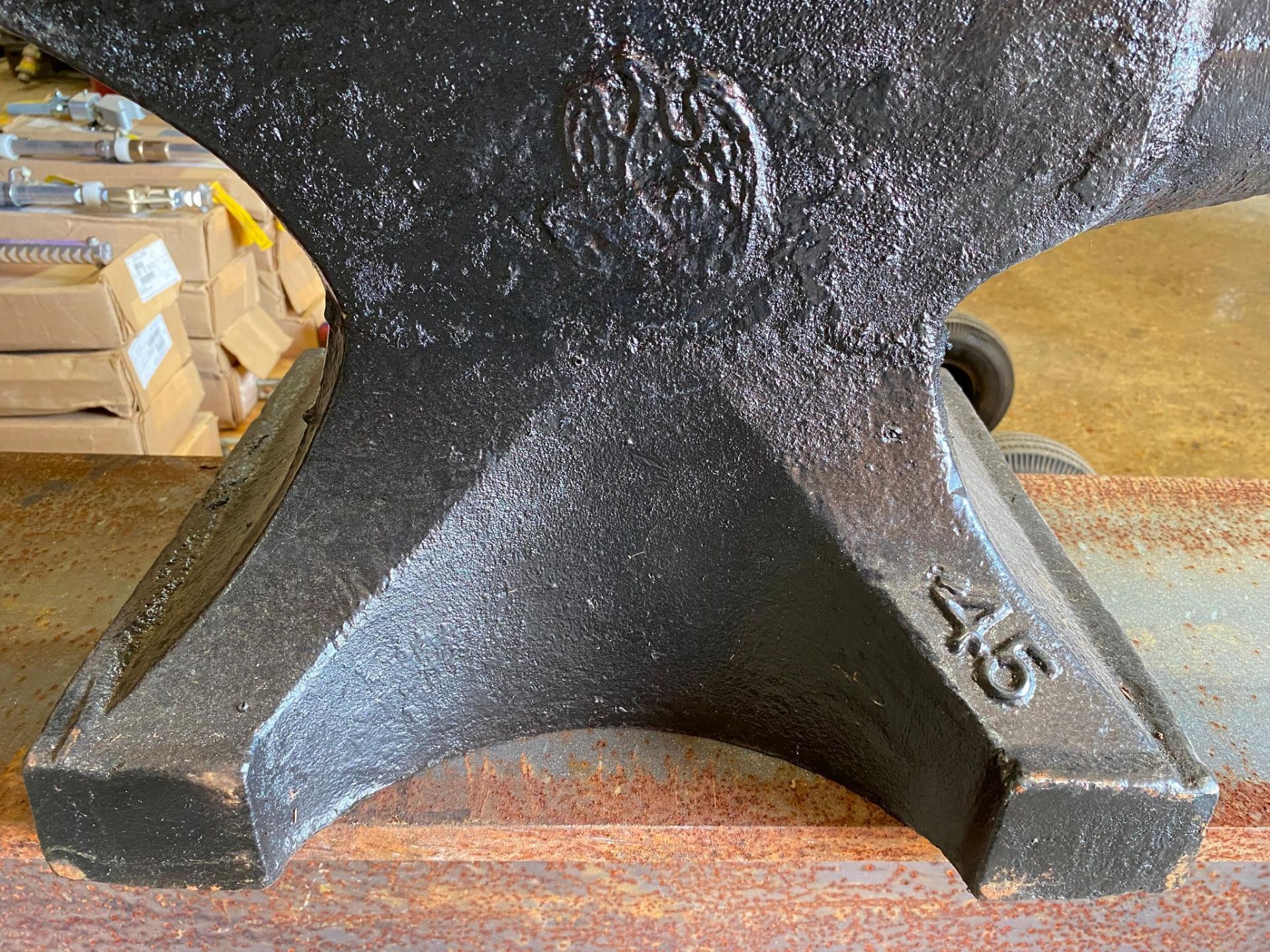 VINTAGE ANTIQUE ANVIL, FISHER & NORRIS "EAGLE", 450 lbs., w/ I-beam (Located at: Tri R Erecting, 265 - Image 4 of 4