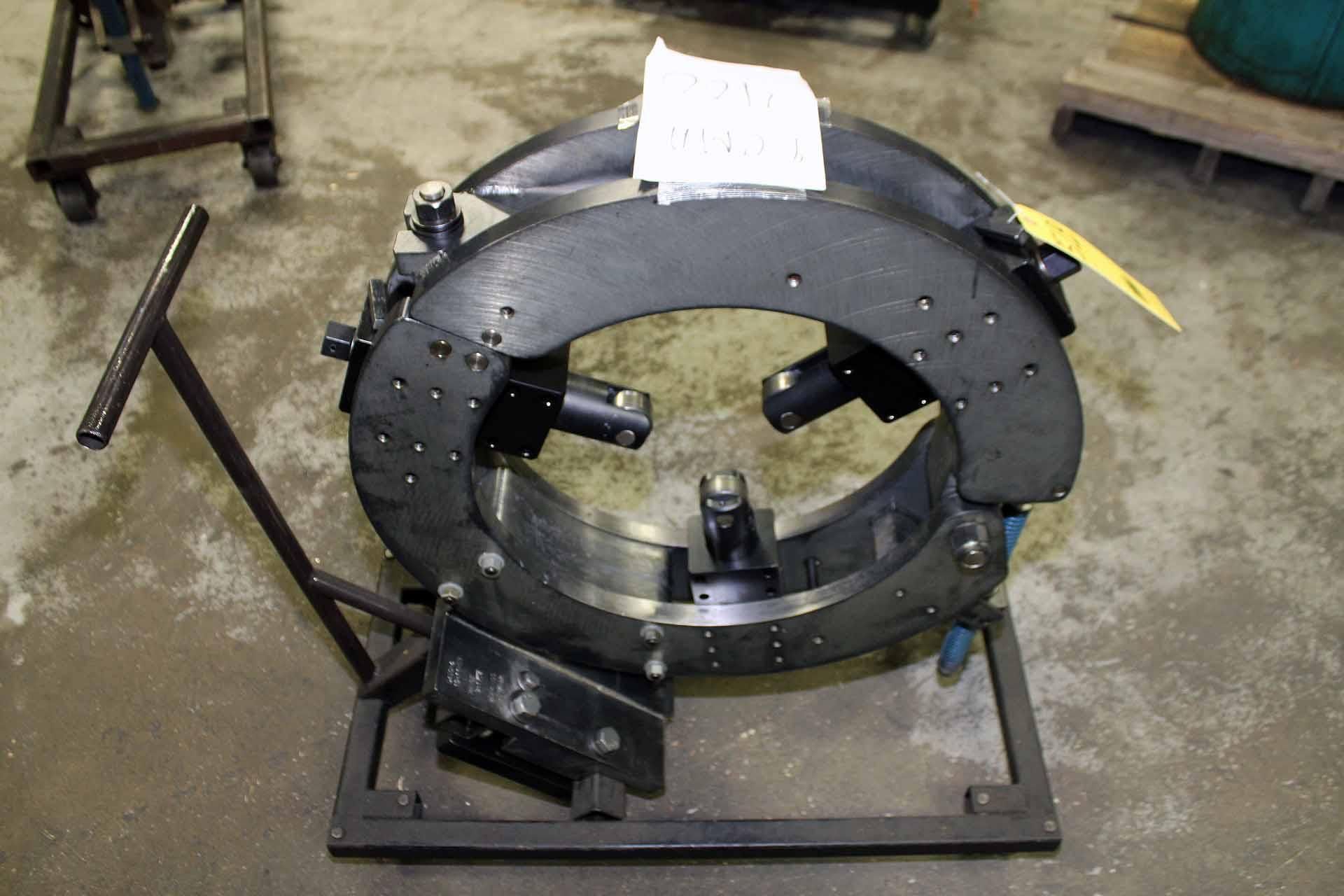 STEADYREST FOR PUMA 400L LATHE, w/ stand, approx. 18" max. dia. - Image 3 of 4