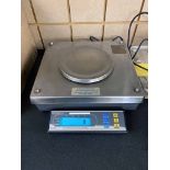 DIGITAL COUNTING SCALE, AVERY WEIGHT-TRONIX PC-902 (Located at: Star Machine Works, 150 Robin Dr.,