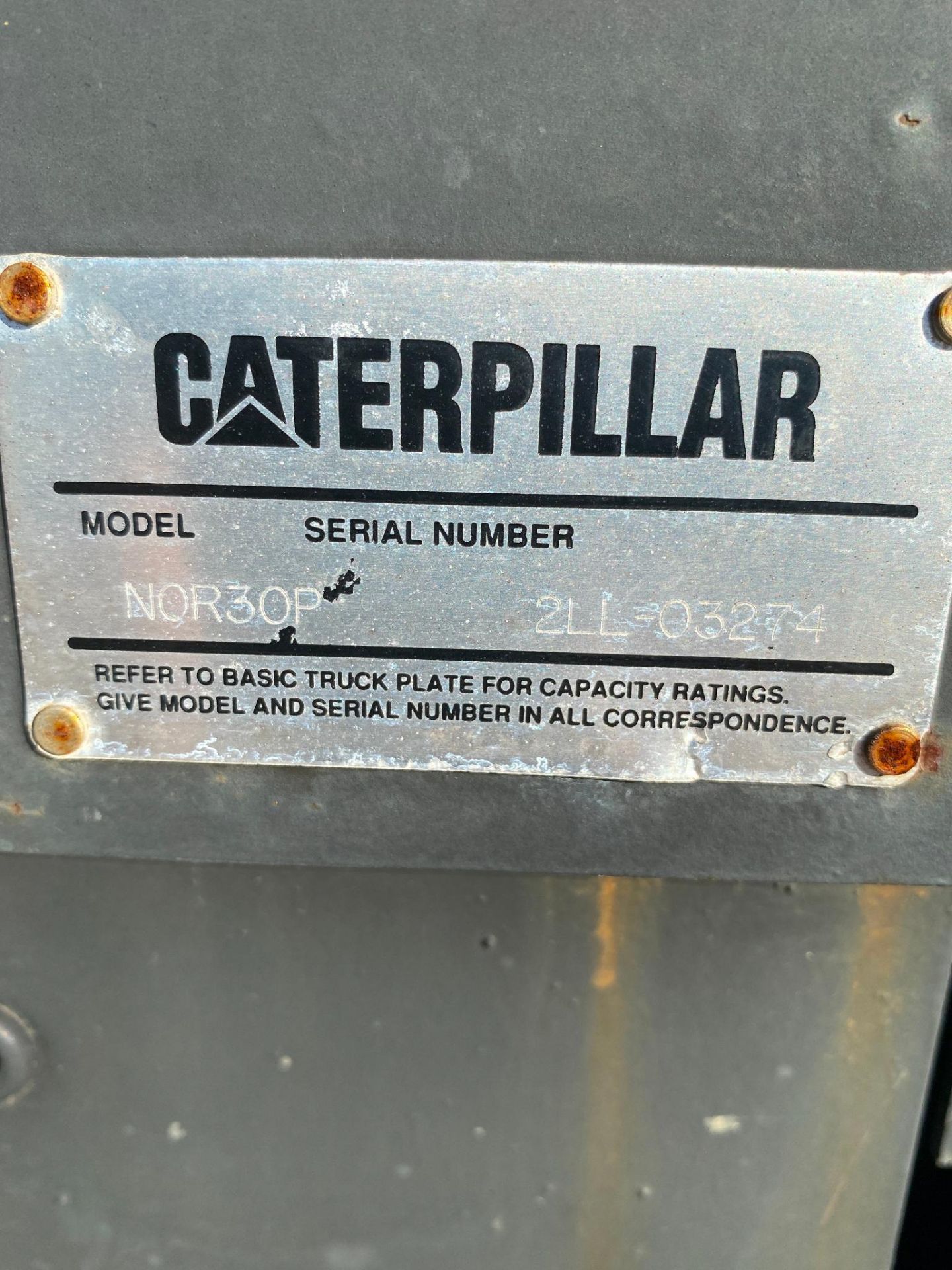 ELECTRIC ORDER PICKER, CATERPILLAR MDL. NOR30P, 3,000 lb. cap., S/N 2LL-03274 (needs repair) ( - Image 4 of 6
