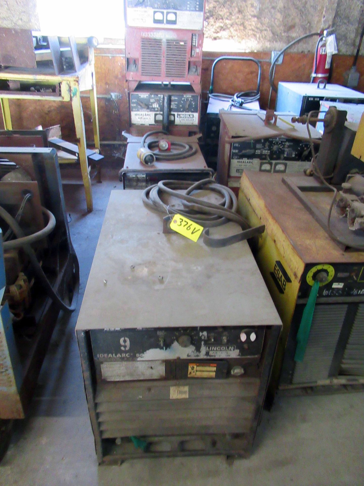 LOT OF WELDERS (4): (1) Lincoln Idealarc R35-325, (1) Lincoln Idealarc R35-250, (1) Lincoln Idealarc