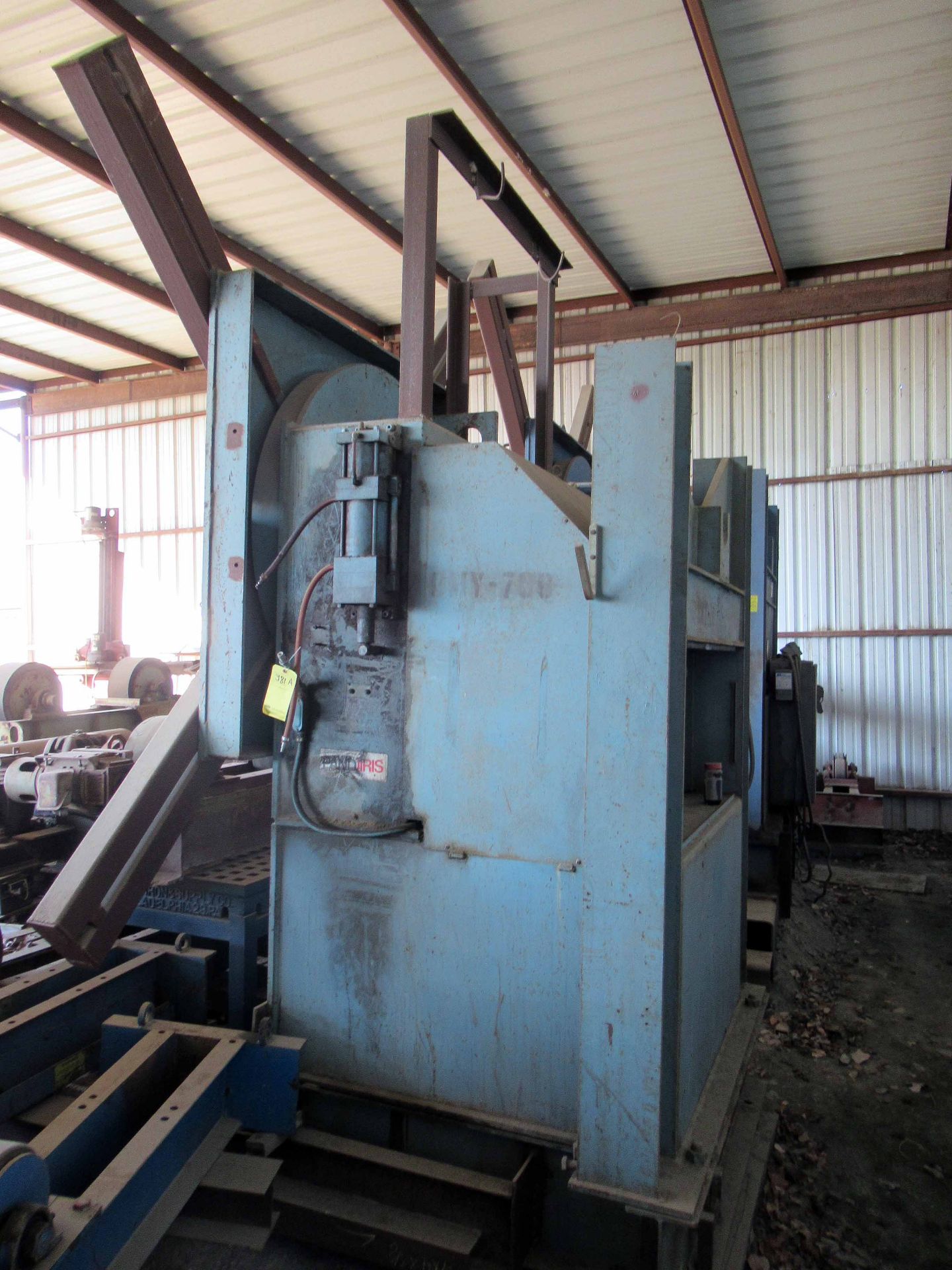 LARGE WELDING POSITIONER, PANDJIRIS MDL. HEADSTOCK, 25,000 lb. cap. (Located at: Precision Welding &