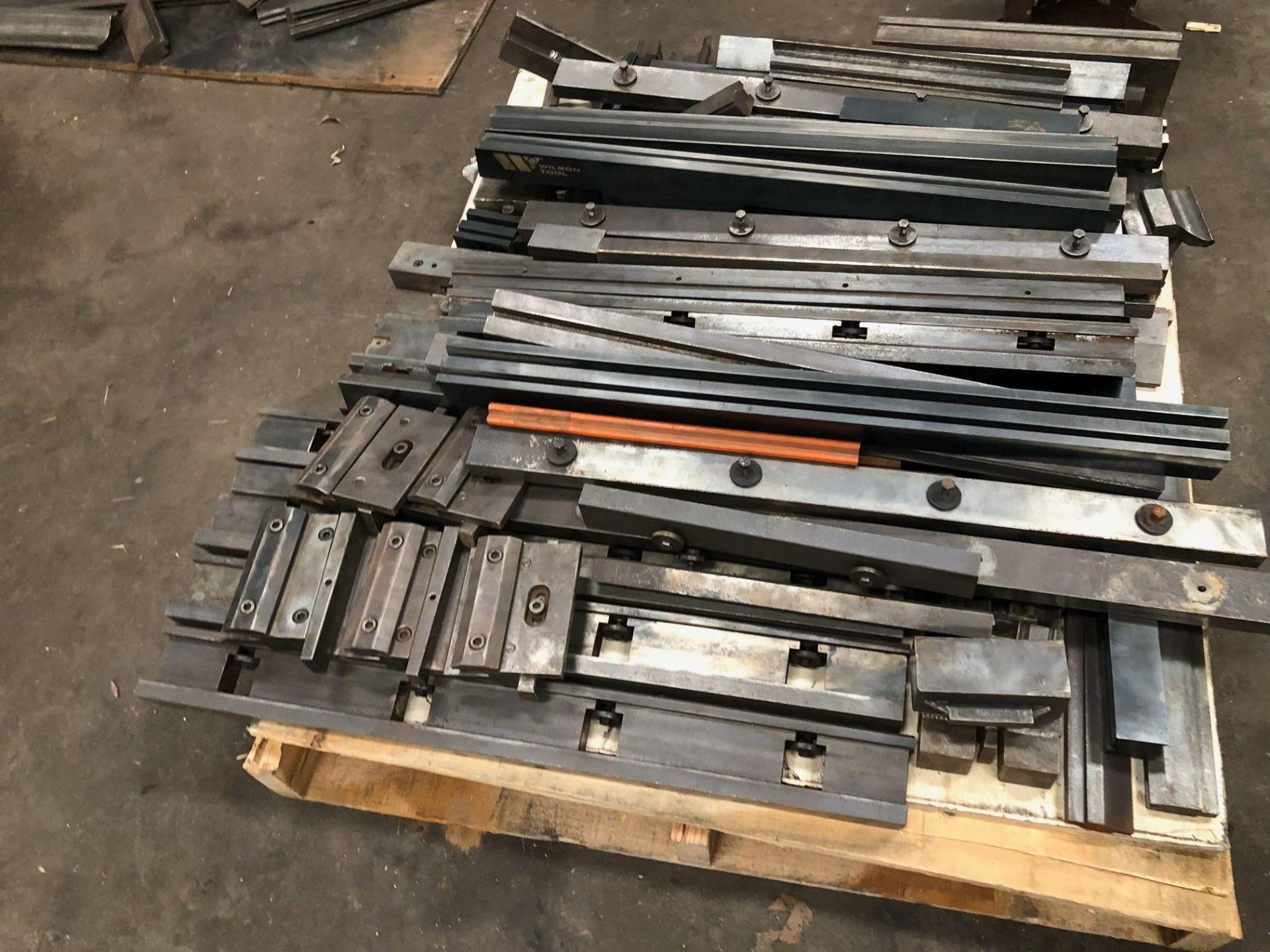 LOT OF PRESS BRAKE DIES, AMADA (Located at: Pitts by JJ, 3426 Hopper Road, Houston, TX 77093)
