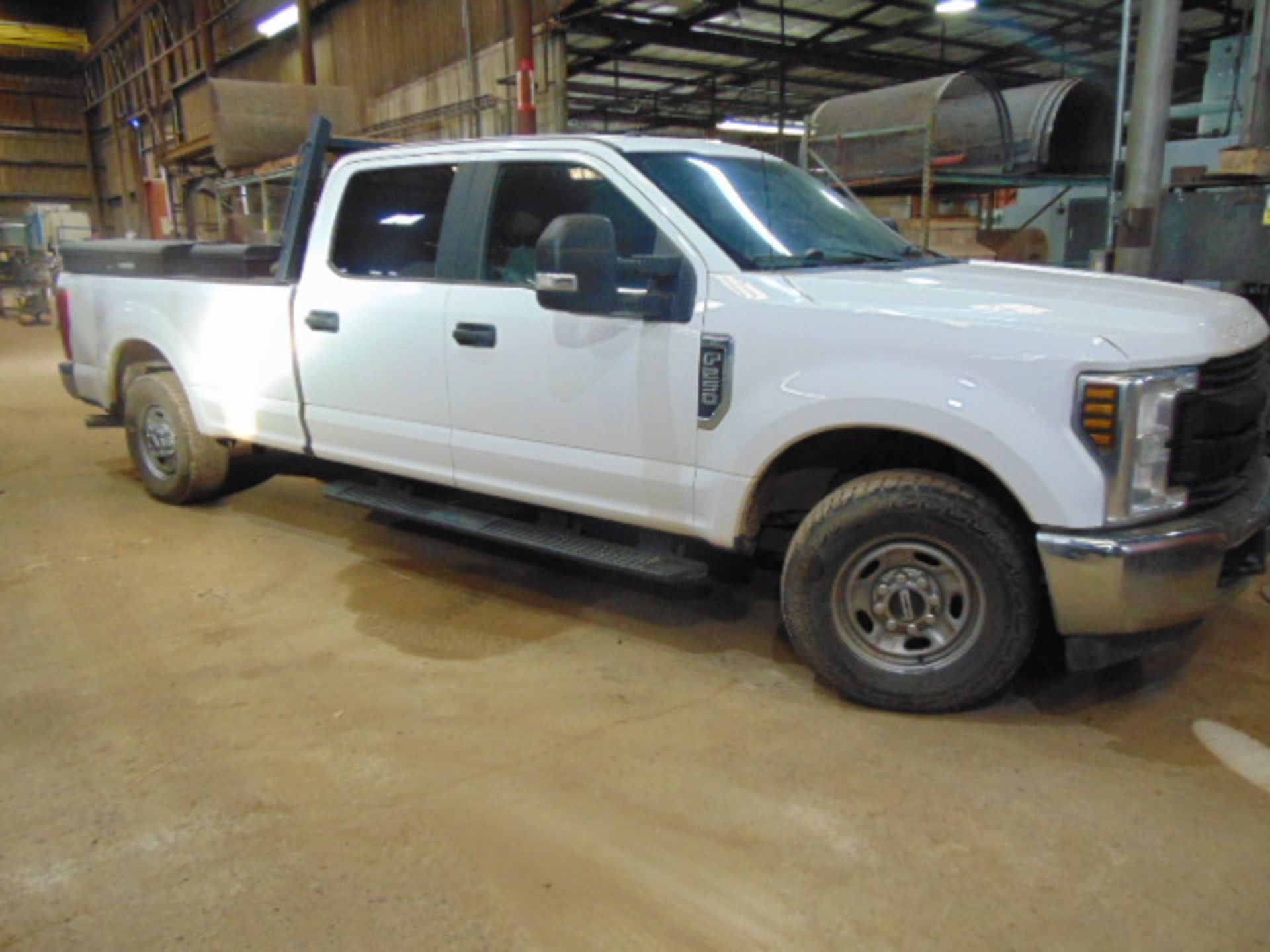 PICKUP TRUCK, FORD F-250 XL CREW CAB, new 2019, 6' bed, ODO: 159,252 miles,6.2 L gas engine, 385 HP, - Image 15 of 15