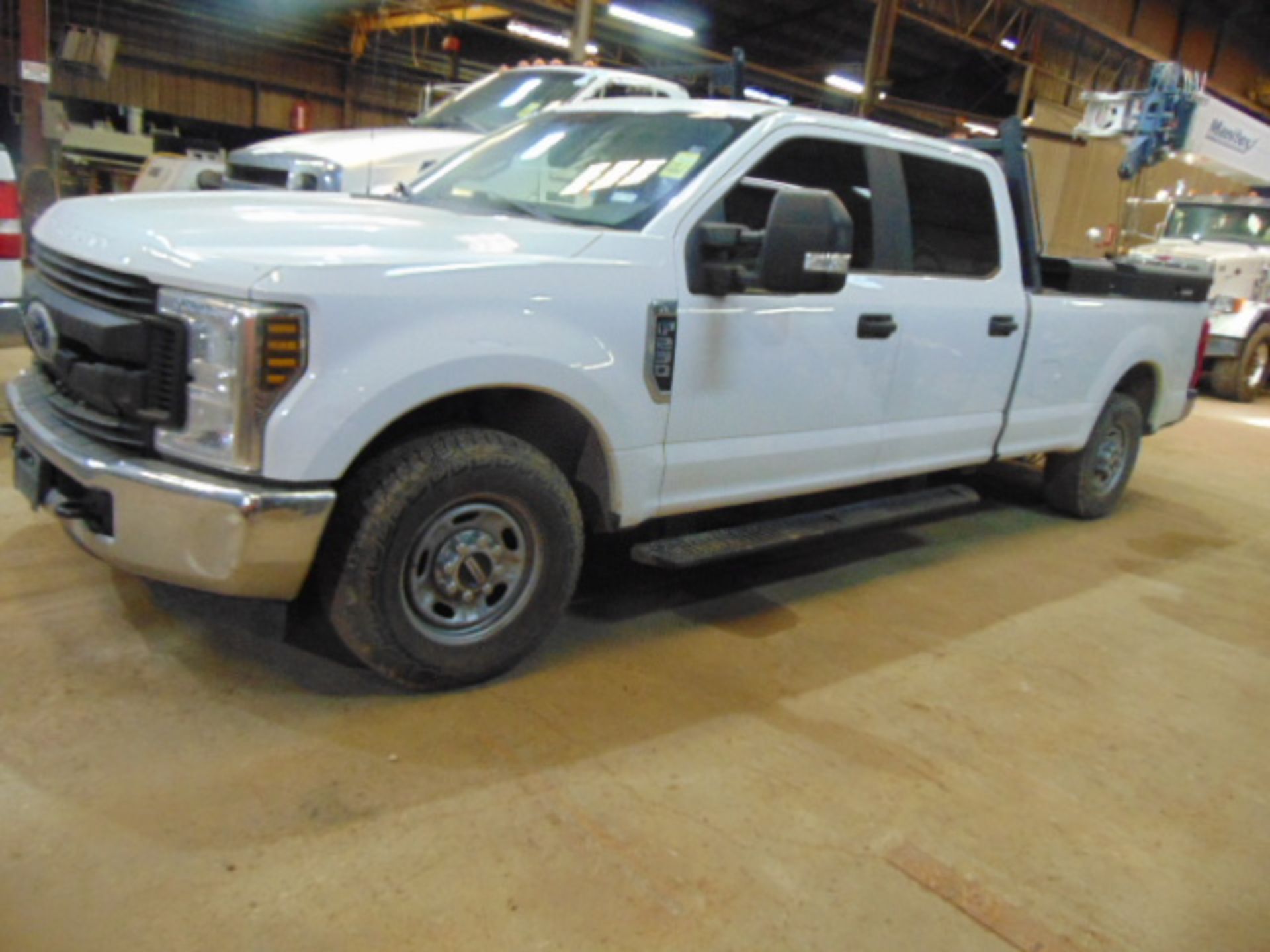 PICKUP TRUCK, FORD F-250 XL CREW CAB, new 2019, 6' bed, ODO: 159,252 miles,6.2 L gas engine, 385 HP,
