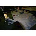 WELDING TABLE, 3-1/2' x 6-1/2', 1" thk. top, w/ vise