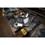LOT CONSISTING OF: plate covers & sprockets (on one pallet)