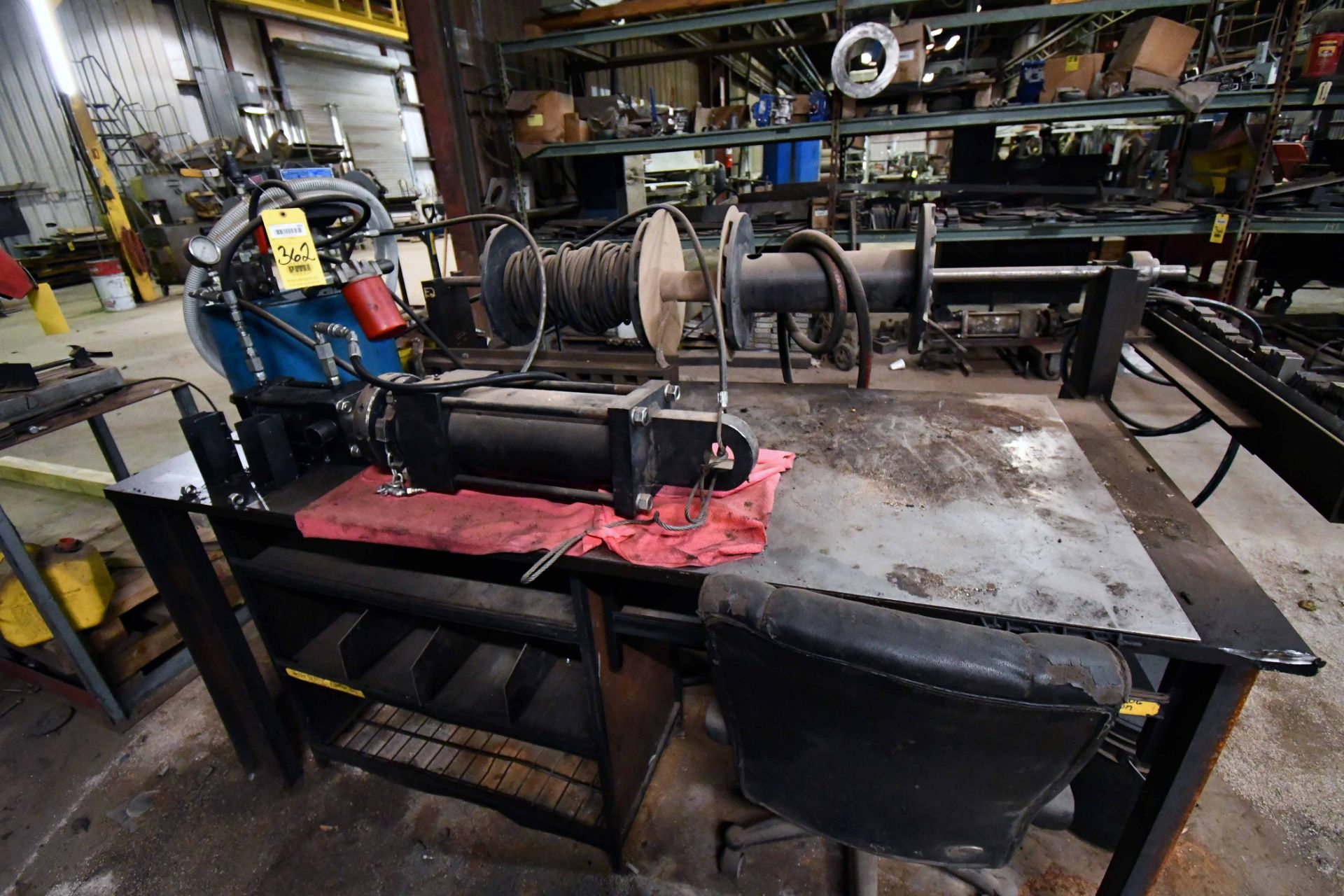 HYDRAULIC TEST STAND, CUSTOM, w/ rubber hose (on metal table)