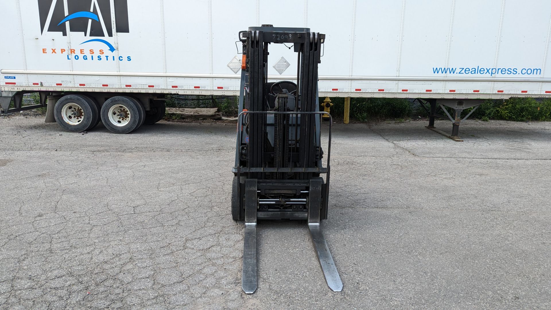 TOYOTA, 7FBCU25, 4650 LBS, 3 STAGE, 48V, BATTERY POWERED FORKLIFT - Image 4 of 21