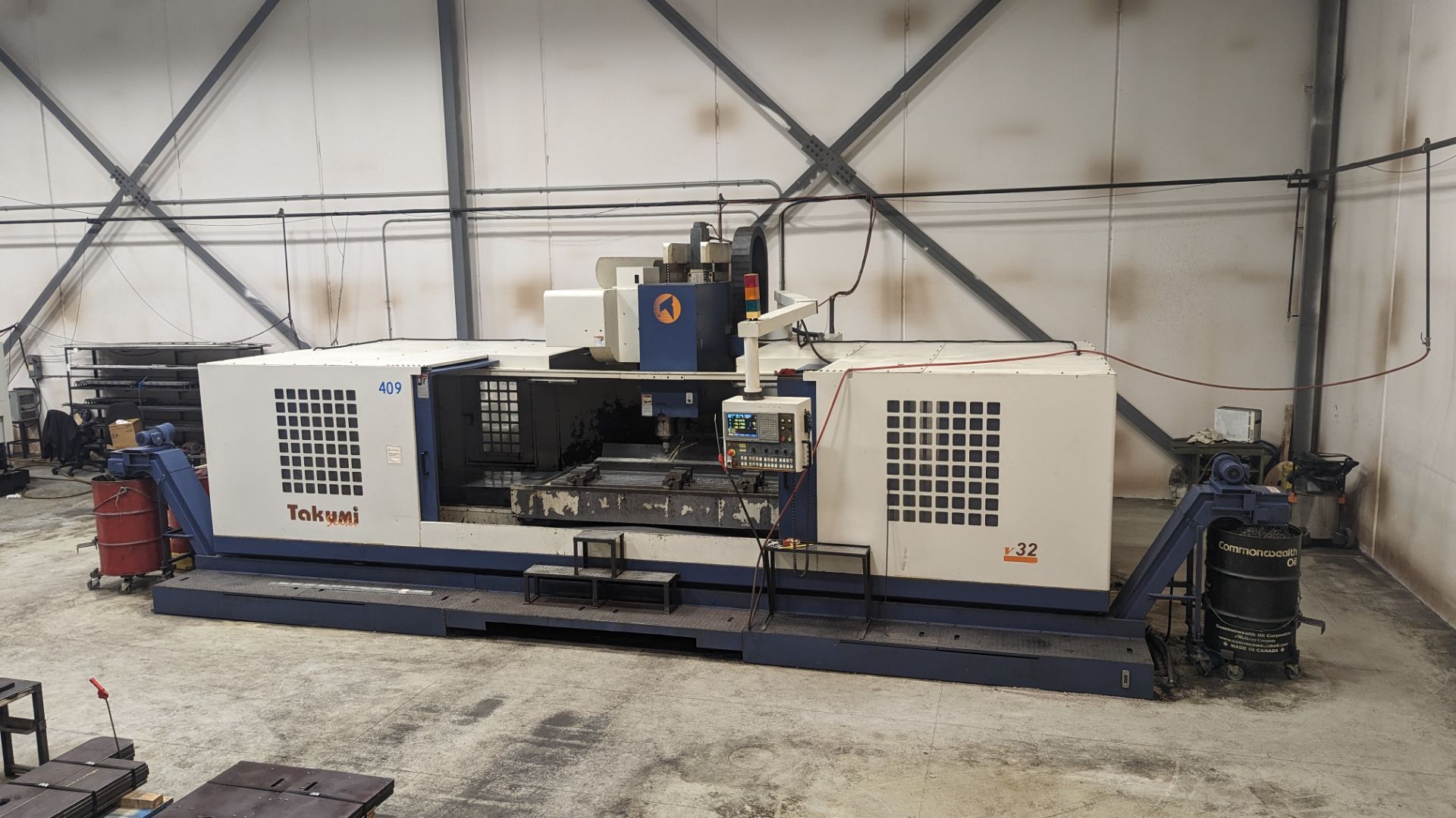 TAKUMI, V32, CNC VERTICAL MACHINING CENTRE, 10,000 RPM SPINDLE, TRAVELS (X,Y,Z): 3200 MM X 1066MM - Image 5 of 25