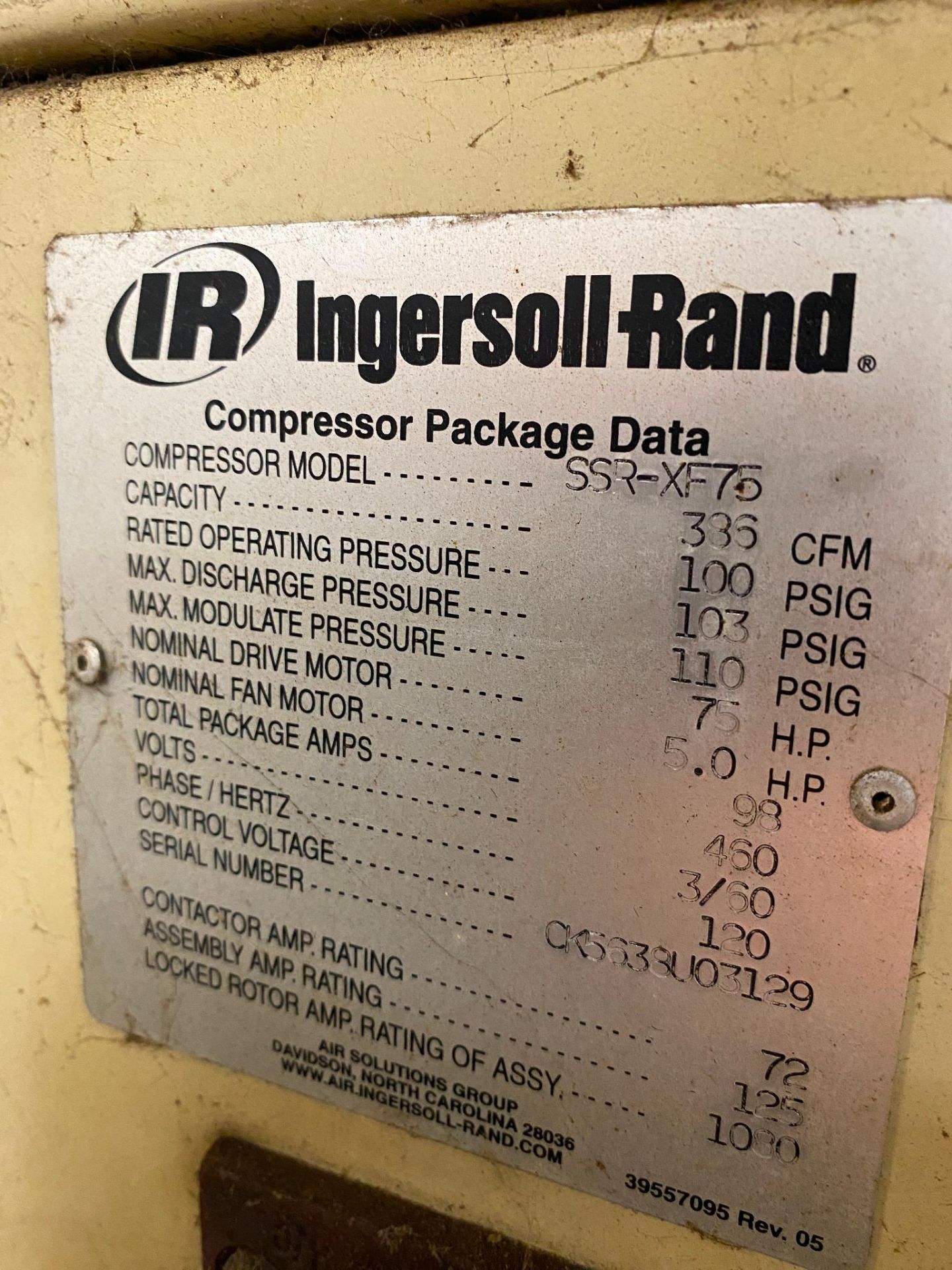 AIR COMPRESSOR, INGERSOLL-RAND MDL. SSR-XF75, 385 CFM, 75 HP, 460 v., 3-phase, HOM 62,457, S/N - Image 3 of 4