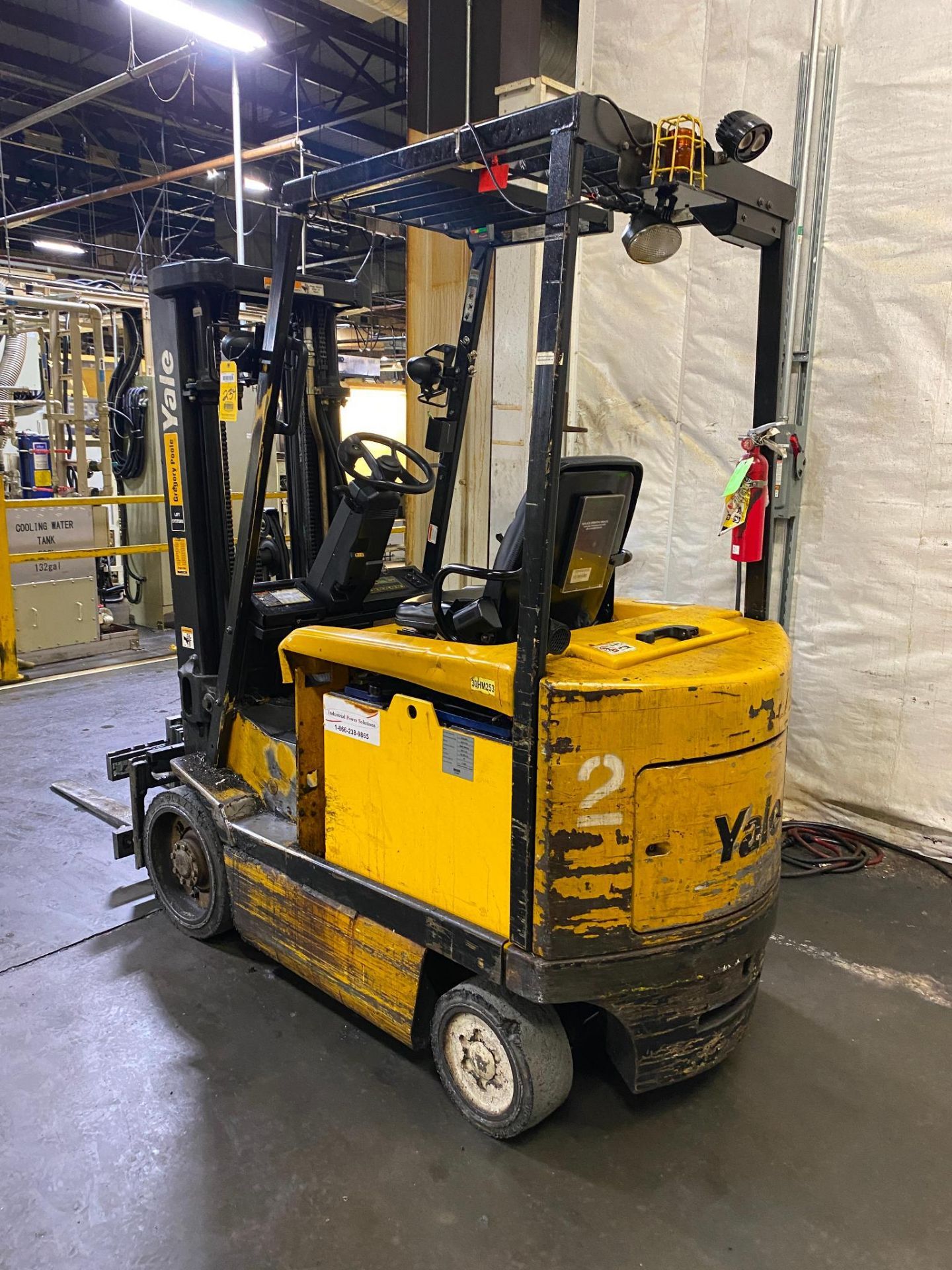 ELECTRIC FORKLIFT, YALE MDL. ERC050GHN36TE084, 3-stage mast, 195" max. height, 3600 lb. cap., 42" - Image 6 of 14