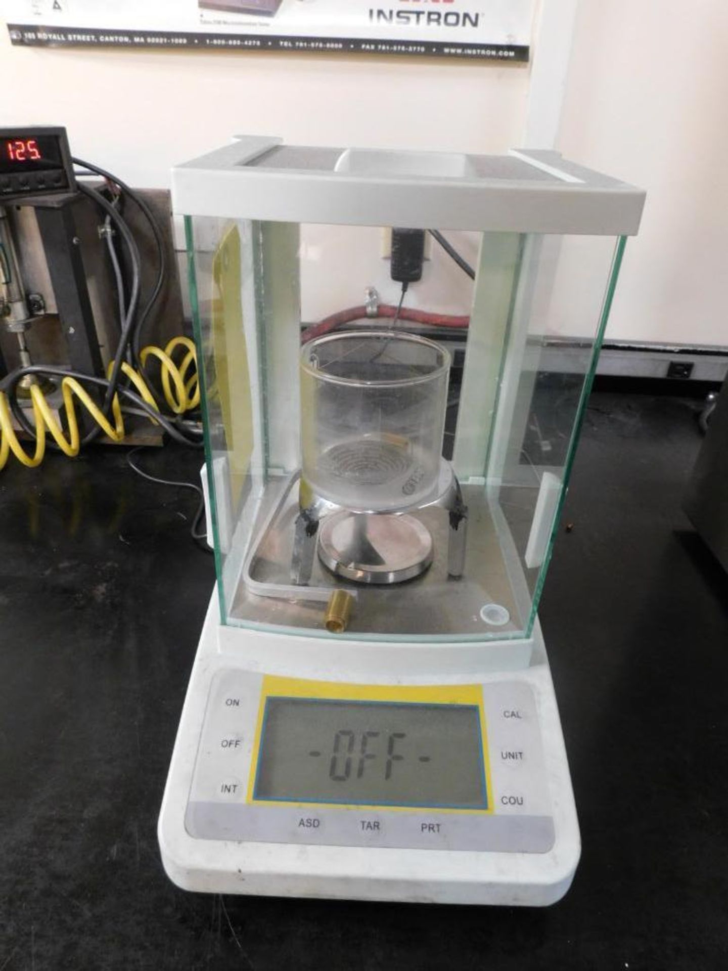 Type FA2104J Balance Scale - Image 2 of 4