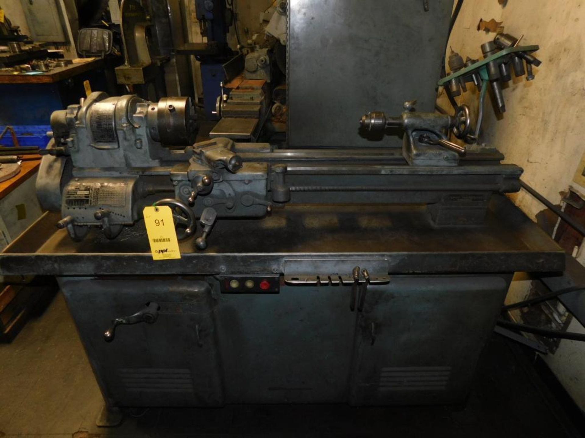 South Bend Lathe, 12" x 24", 6" 3-Jaw Chuck, Tailstock, S/N 20317R - Image 2 of 7