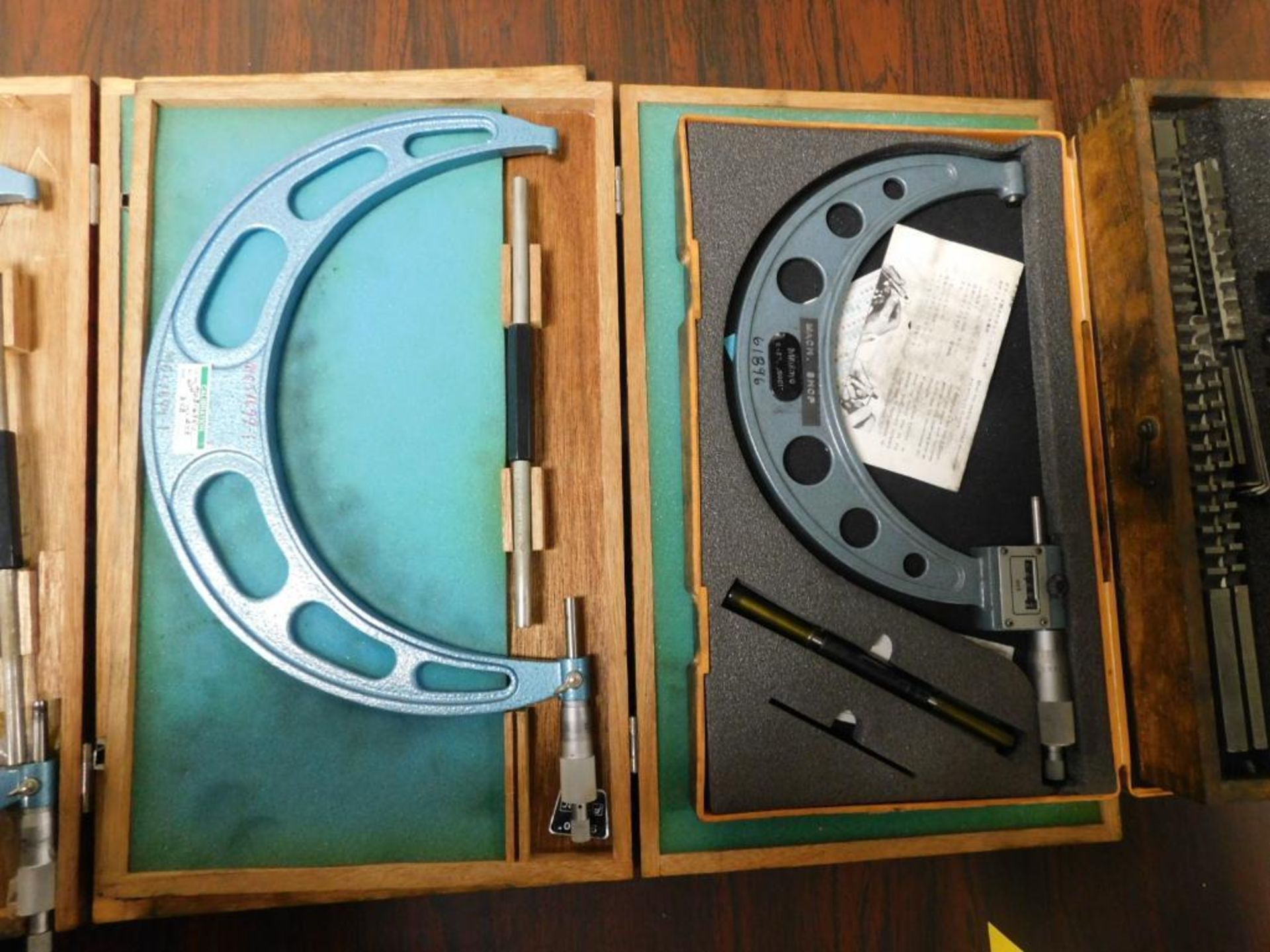 LOT: (3) Assorted Outside Micrometers, (1) Minute Man Broach Kit - Image 3 of 4