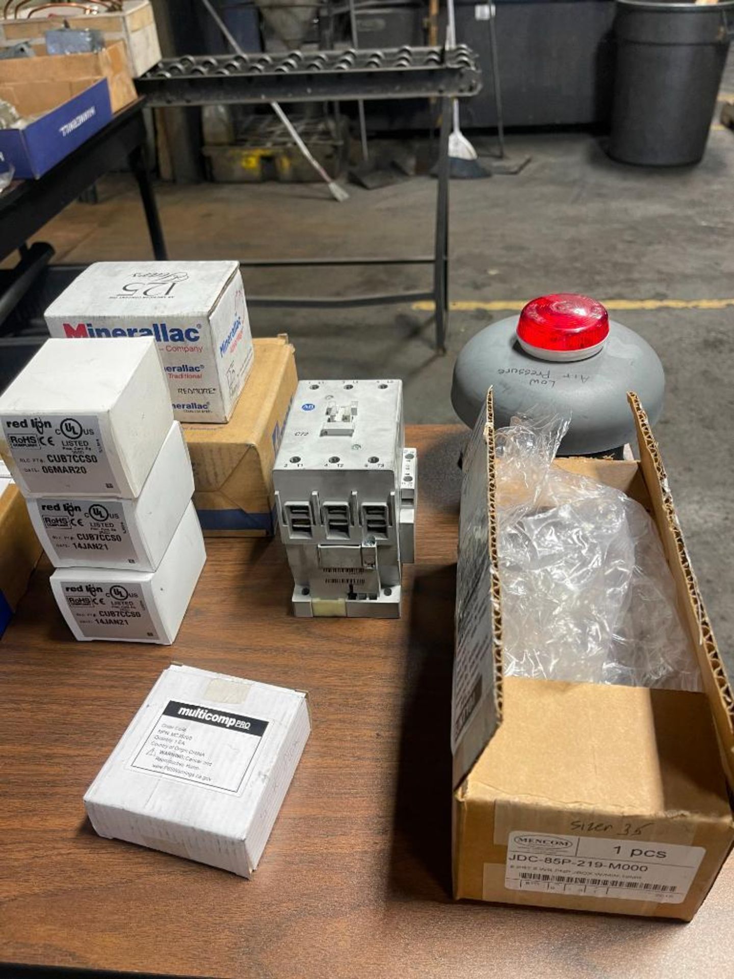 LOT: Misc. Electrical & Pneumatic Parts - Image 6 of 10