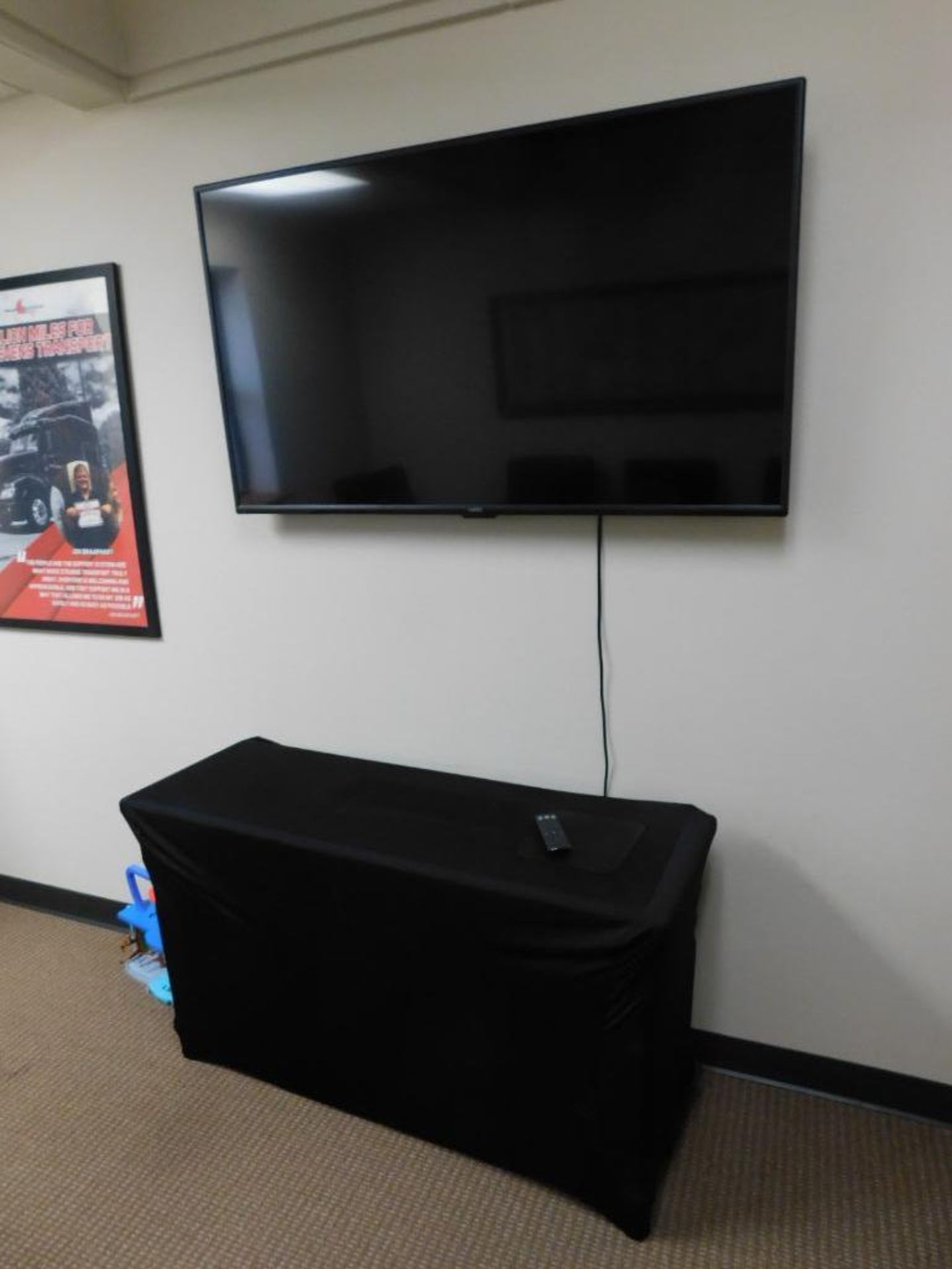 LOT: Contents of Lobby: (3) Office and (2) Closets, 55" Vizio TV, 50" Element TV, HP Laser Jet Pro M - Image 9 of 16