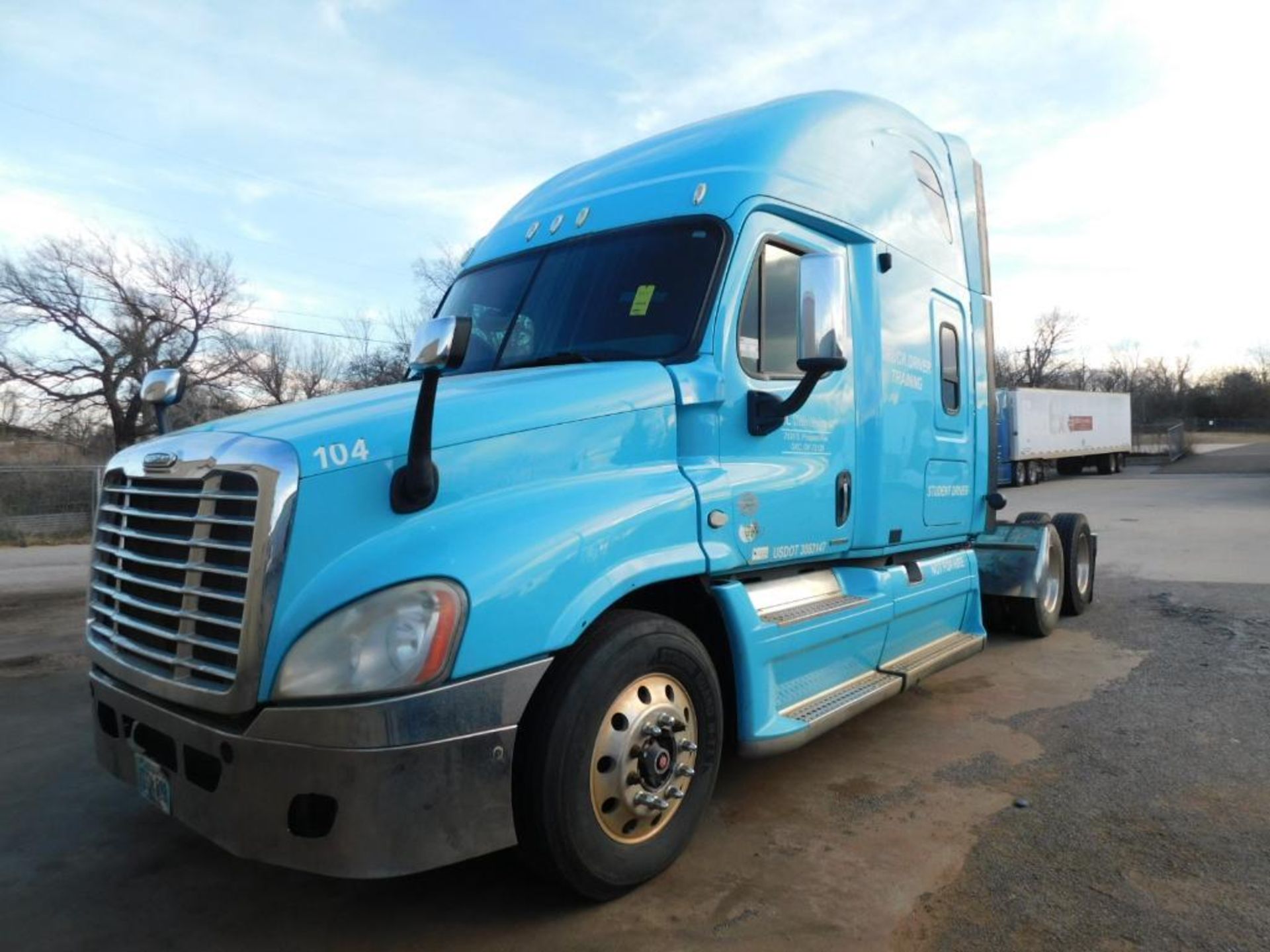 2011 Freightliner Cascadia 125 Truck Tractor, Turbo Diesel (Cummins), VIN 1FUJGLBGXBSAV9295, 1,050,7