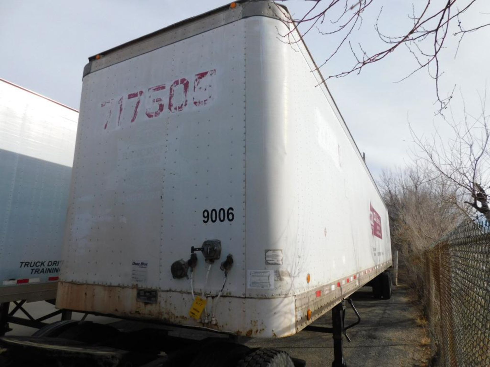 1987 Lufkin 47.5' Trailer Dry Van, Model: TFV-IPST, 65,000 GVWR, VIN 1L01A4823J1078087 - Image 2 of 12