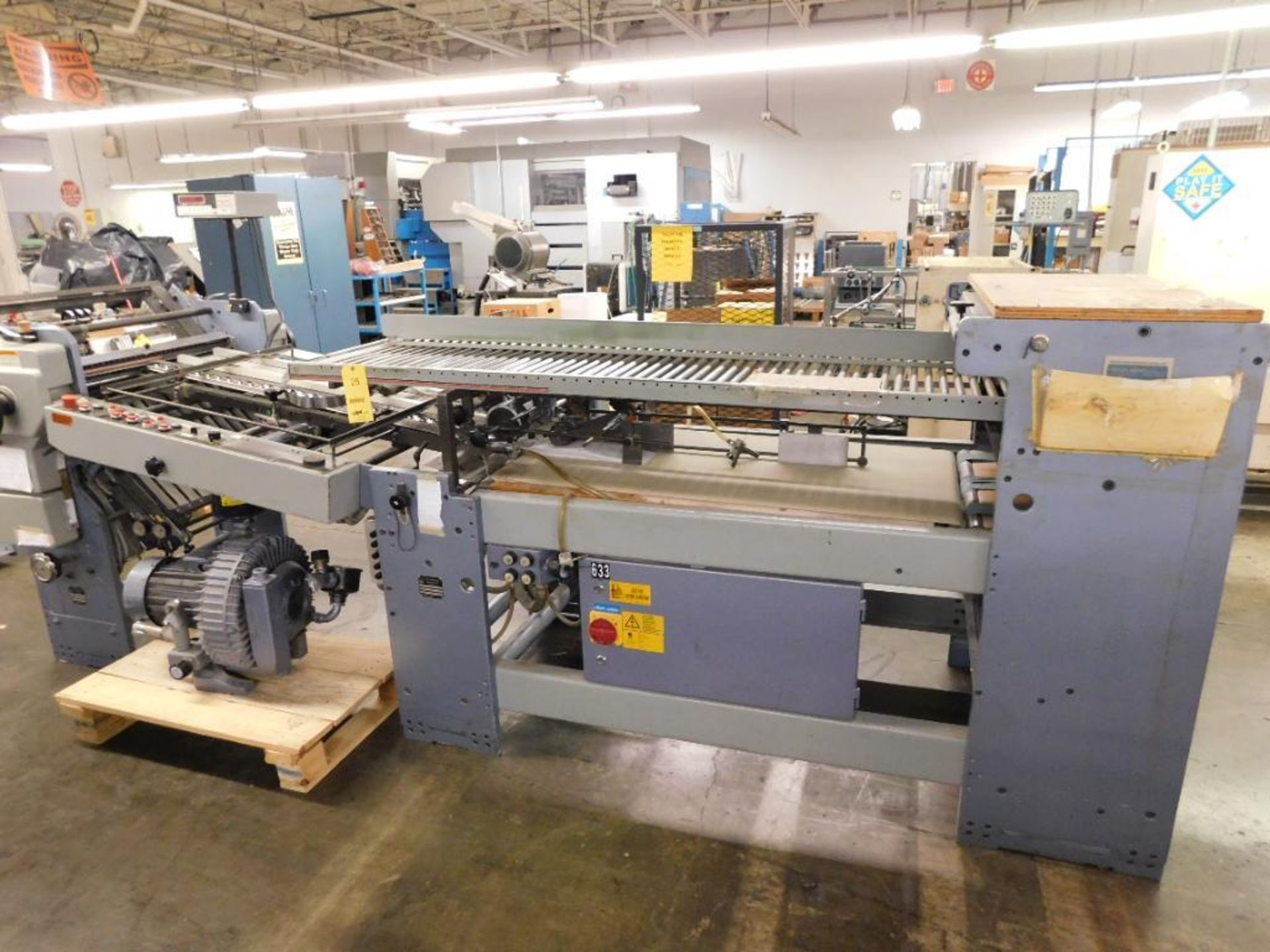 Stahl TF66/44-RF 26" Continuous Feed Folder, S/N 36661-152128 w/(8) Page & (16) Page Attachments & M - Image 2 of 9
