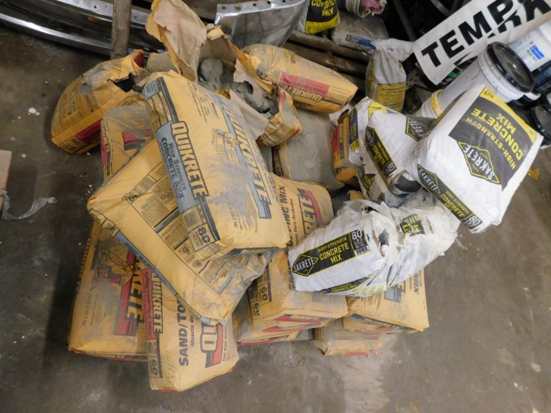 LOT: (1) Pallet of Sakrete High Strength Concrete Mix, 80 lb. bags (approx. 18 bags), (1) Pallet of - Image 6 of 7