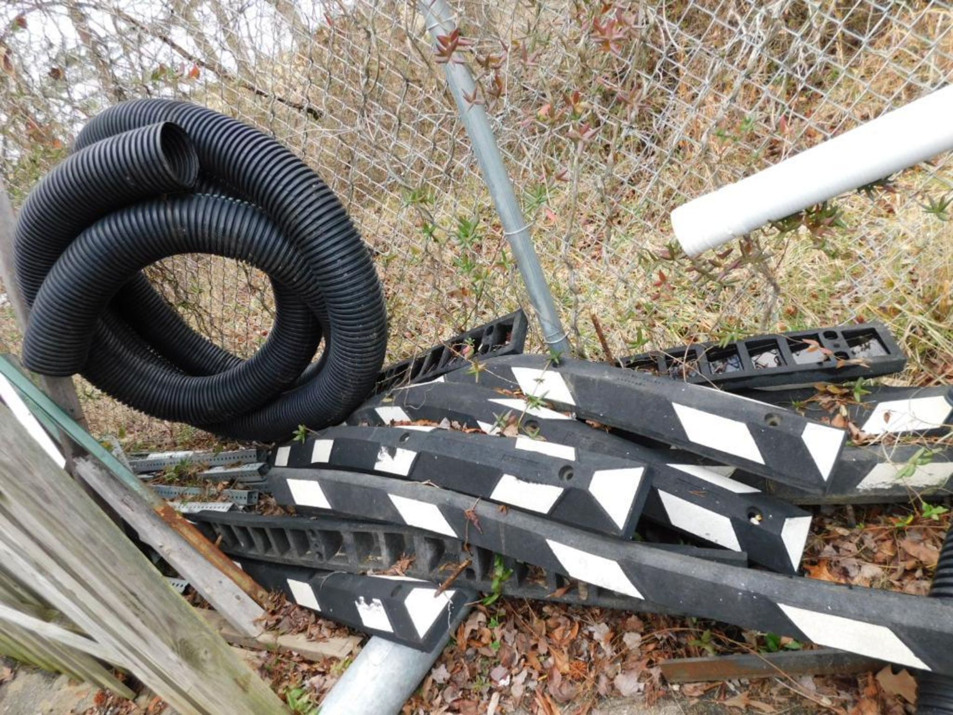 LOT: Contents of Outside Cage: (1) Section of Teardrop Pallet Racking, Assorted Wood, Metal Tubes, C - Image 8 of 17