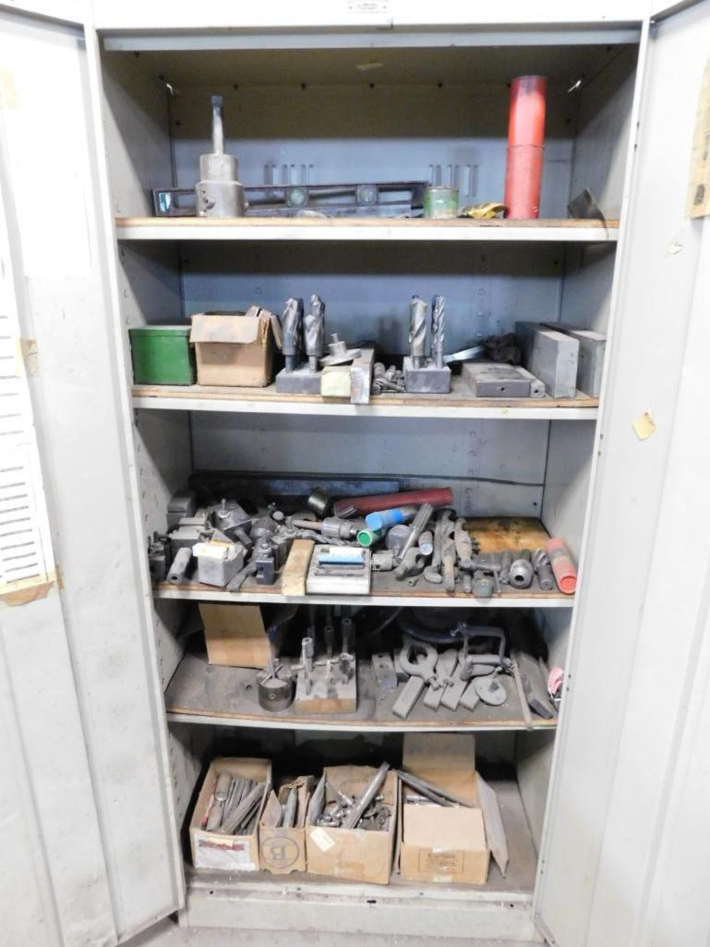 LOT: Cabinet w/Assorted Lathe Tooling