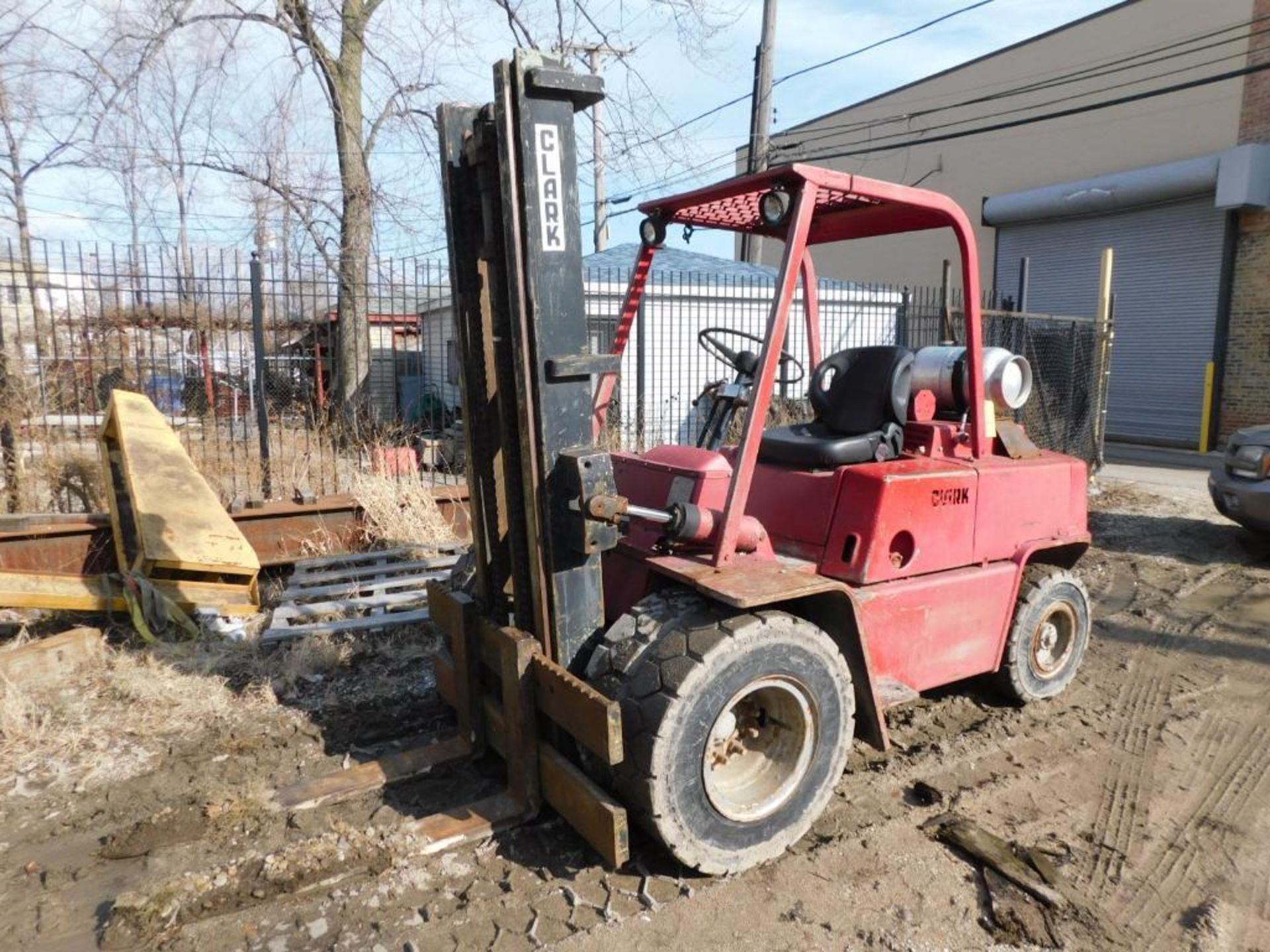 Clark LP Forklift, 2-Stage Mast, Solid Foam Outdoor Tires, 4' Forks, 8,000LB. Capacity (LOCATION: BE - Image 3 of 11