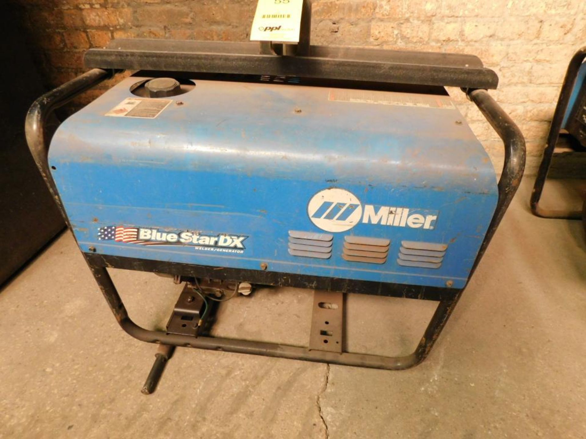 Miller Blue Star DX185, CC, DC Welder/6000 Watt Gas Generator, 895 Indicated Hours