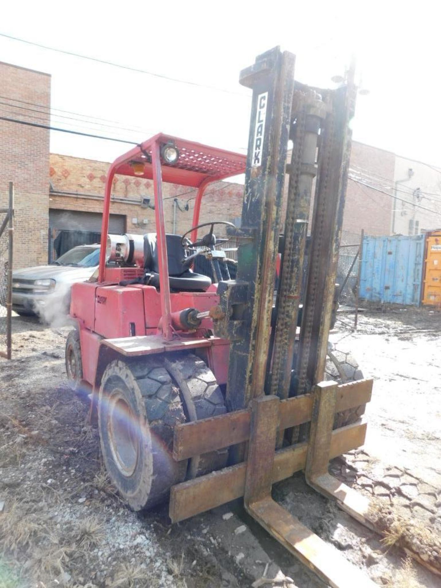Clark LP Forklift, 2-Stage Mast, Solid Foam Outdoor Tires, 4' Forks, 8,000LB. Capacity (LOCATION: BE - Image 6 of 11