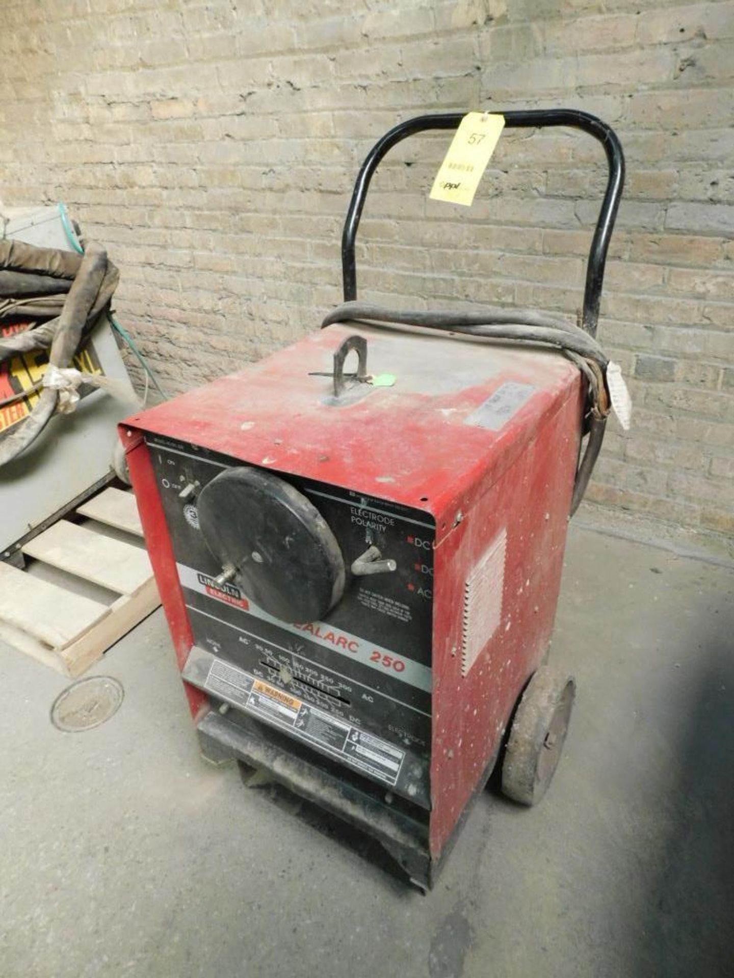 Lincoln Electric Idealarc 250 CC, AC/DC Arc Welder - Image 2 of 4