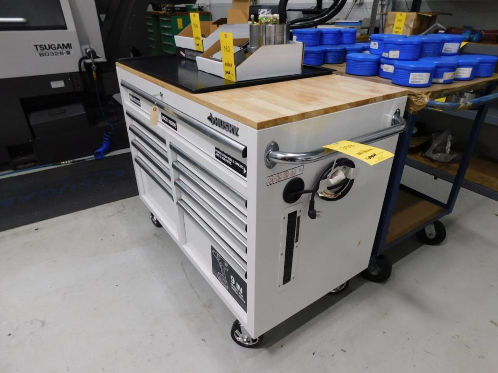 Husky Rolling Maple Top Tool Box - Image 2 of 2