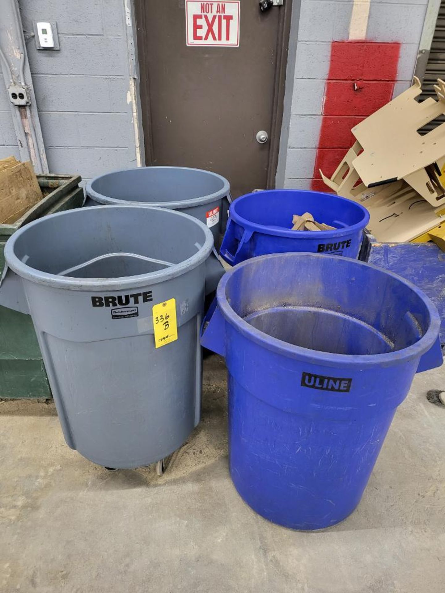 LOT: (2) Rubbermaid Brute 55-Gallon Rolling Cans, (2) U-Line 55-Gallon Cans, Rolling Recycling Can - Image 2 of 3