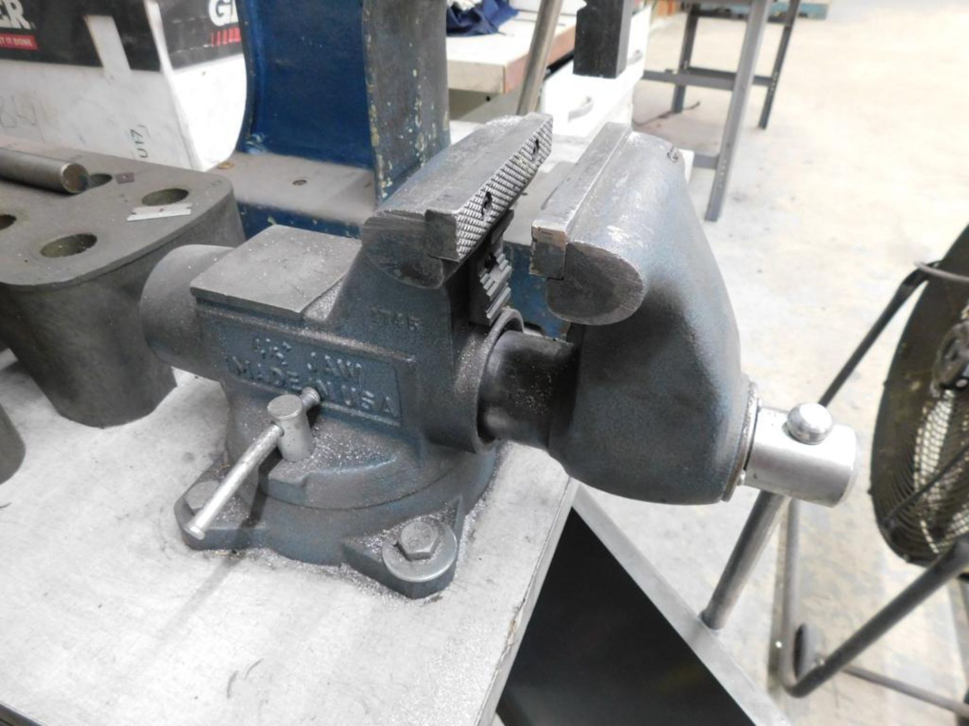 LOT: No. 2 Arbor Press, 4-1/2" Jaw Vise on Cabinet - Image 2 of 5