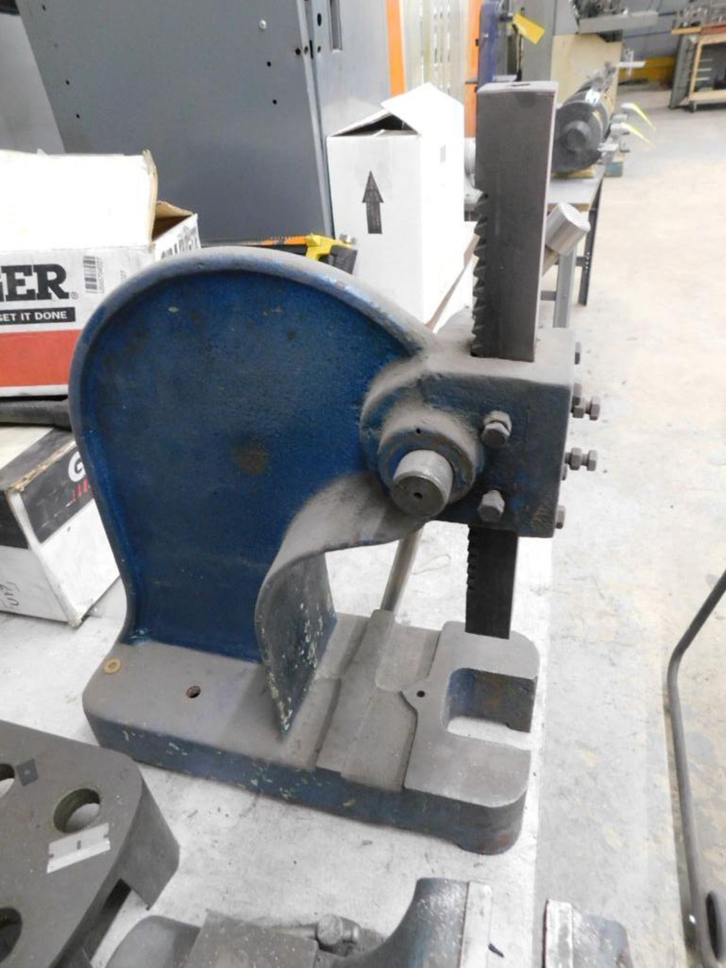 LOT: No. 2 Arbor Press, 4-1/2" Jaw Vise on Cabinet - Image 3 of 5