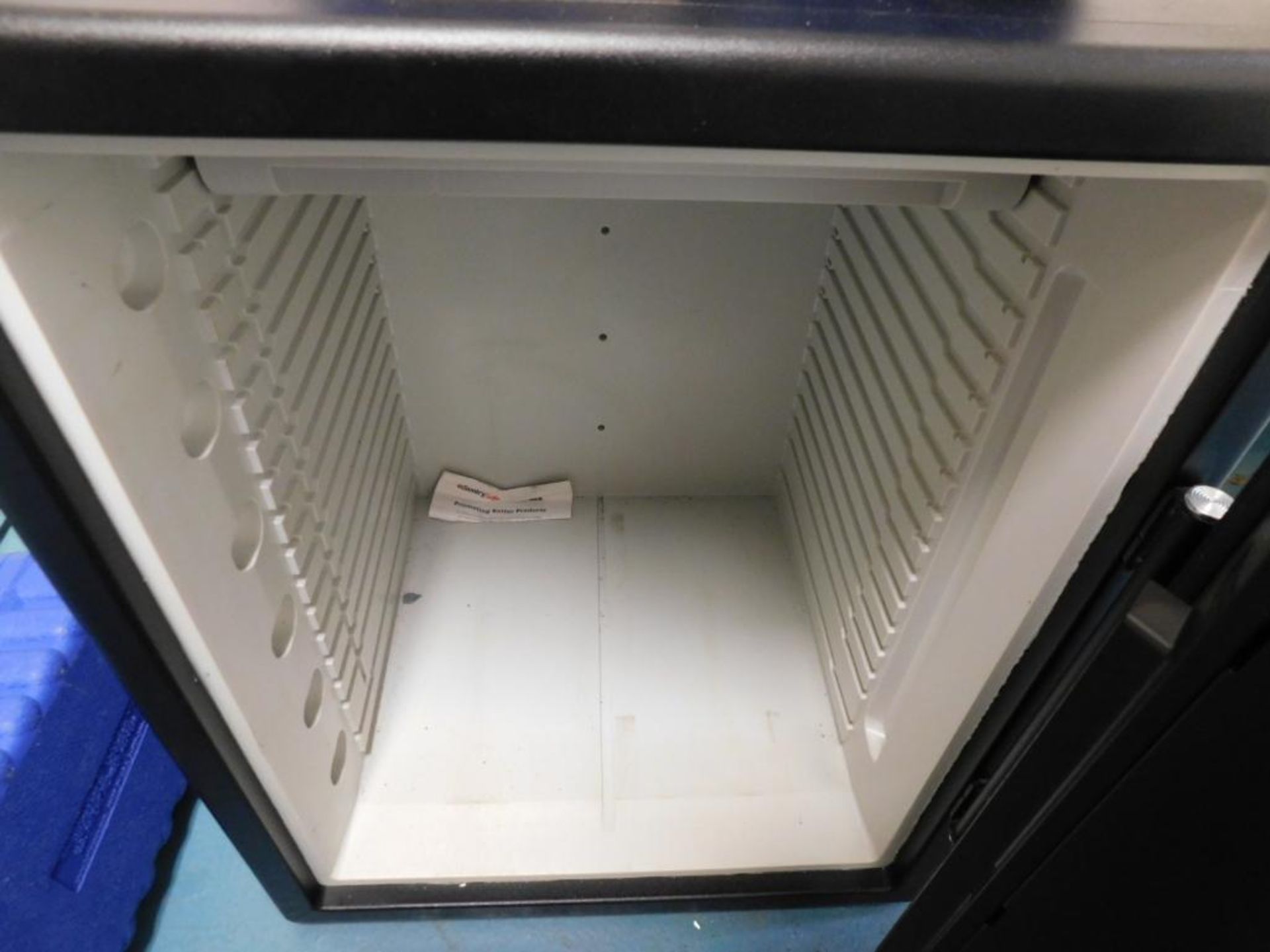 Security Safe (Combination Unknown) - Image 2 of 2