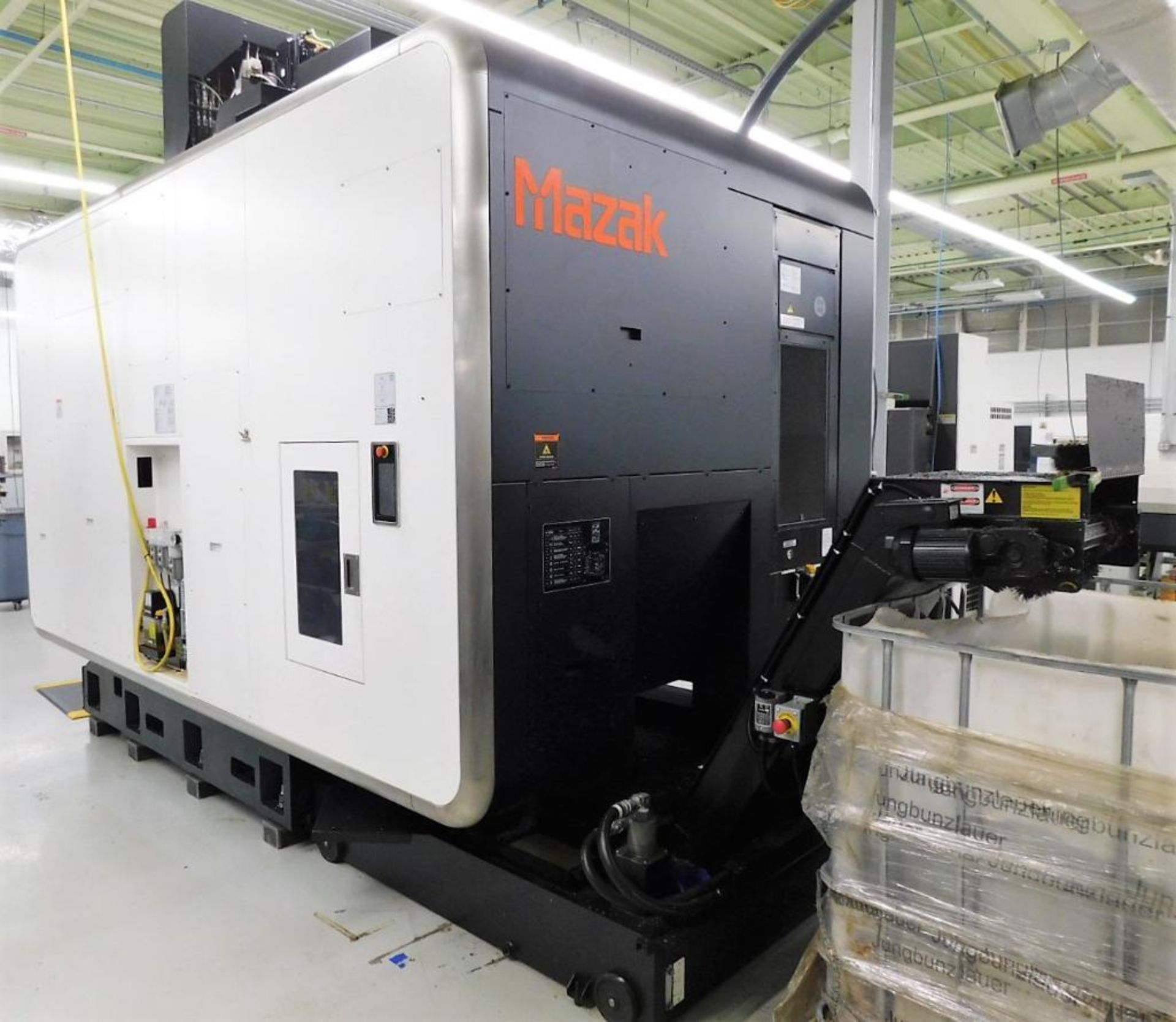 Mazak Variaxis i700 5-Axis CNC Vertical Machining Center, Smooth X CNC Control, Travels: X-24.8", Y- - Image 4 of 12