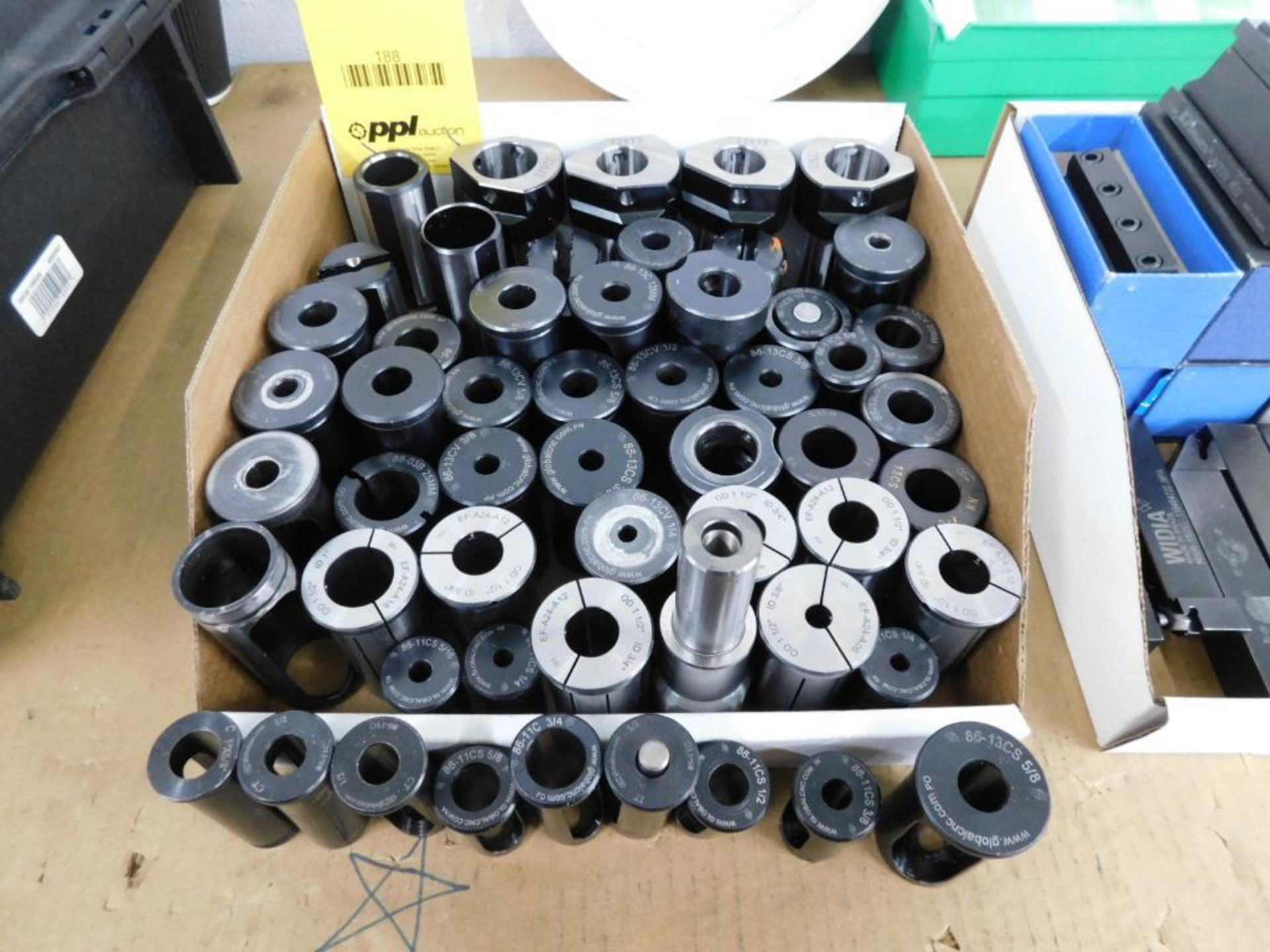 LOT: Assorted Holders & Tool Bushings