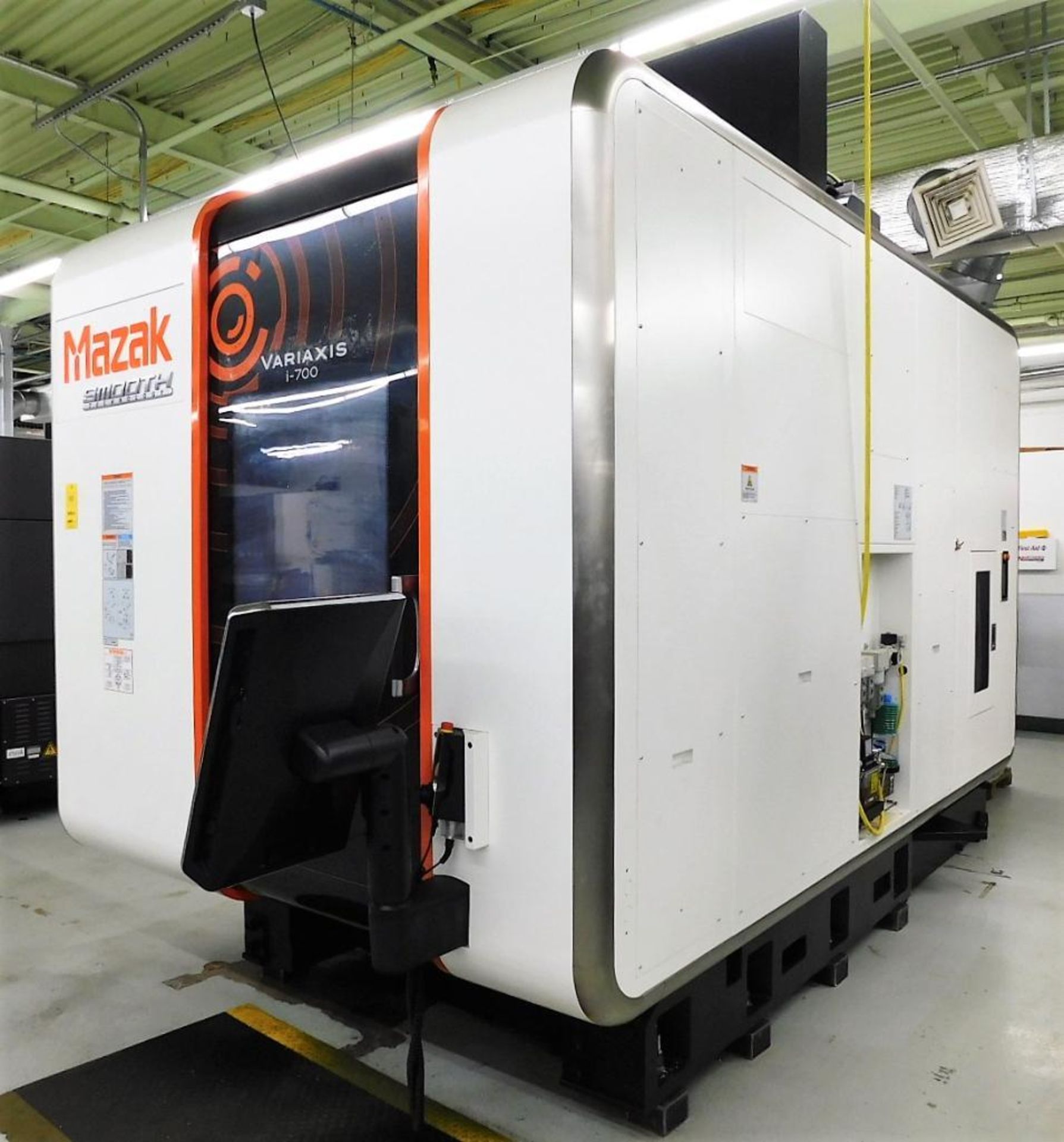 Mazak Variaxis i700 5-Axis CNC Vertical Machining Center, Smooth X CNC Control, Travels: X-24.8", Y- - Image 3 of 12