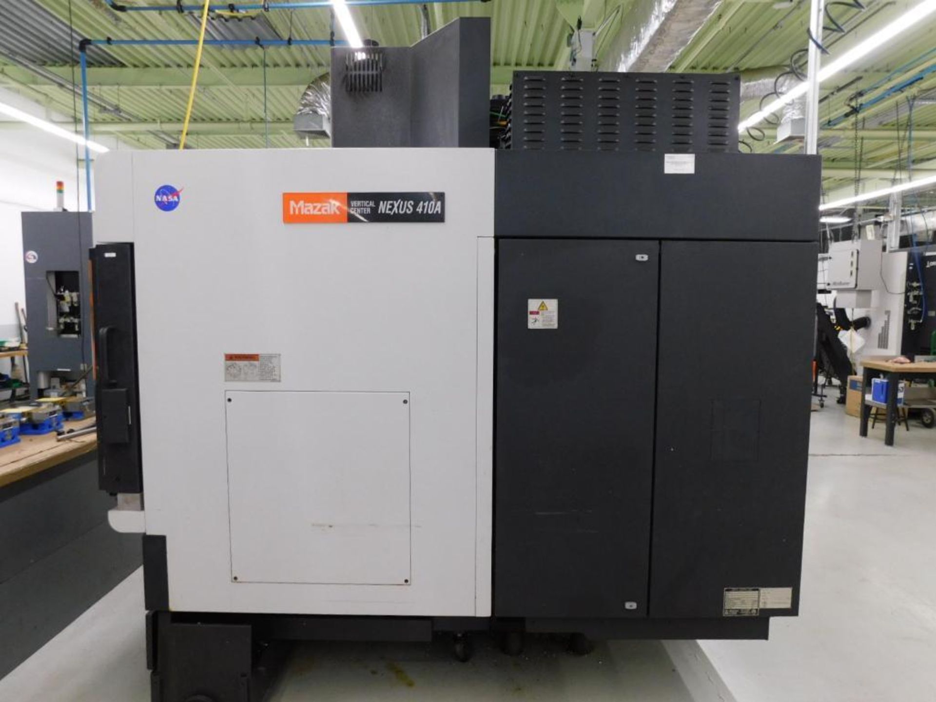 Mazak VCN-410A CNC Vertical Machining Center, Mazatrol 640M Nexus CNC Control, Travels: X-22", Y-16" - Image 5 of 10