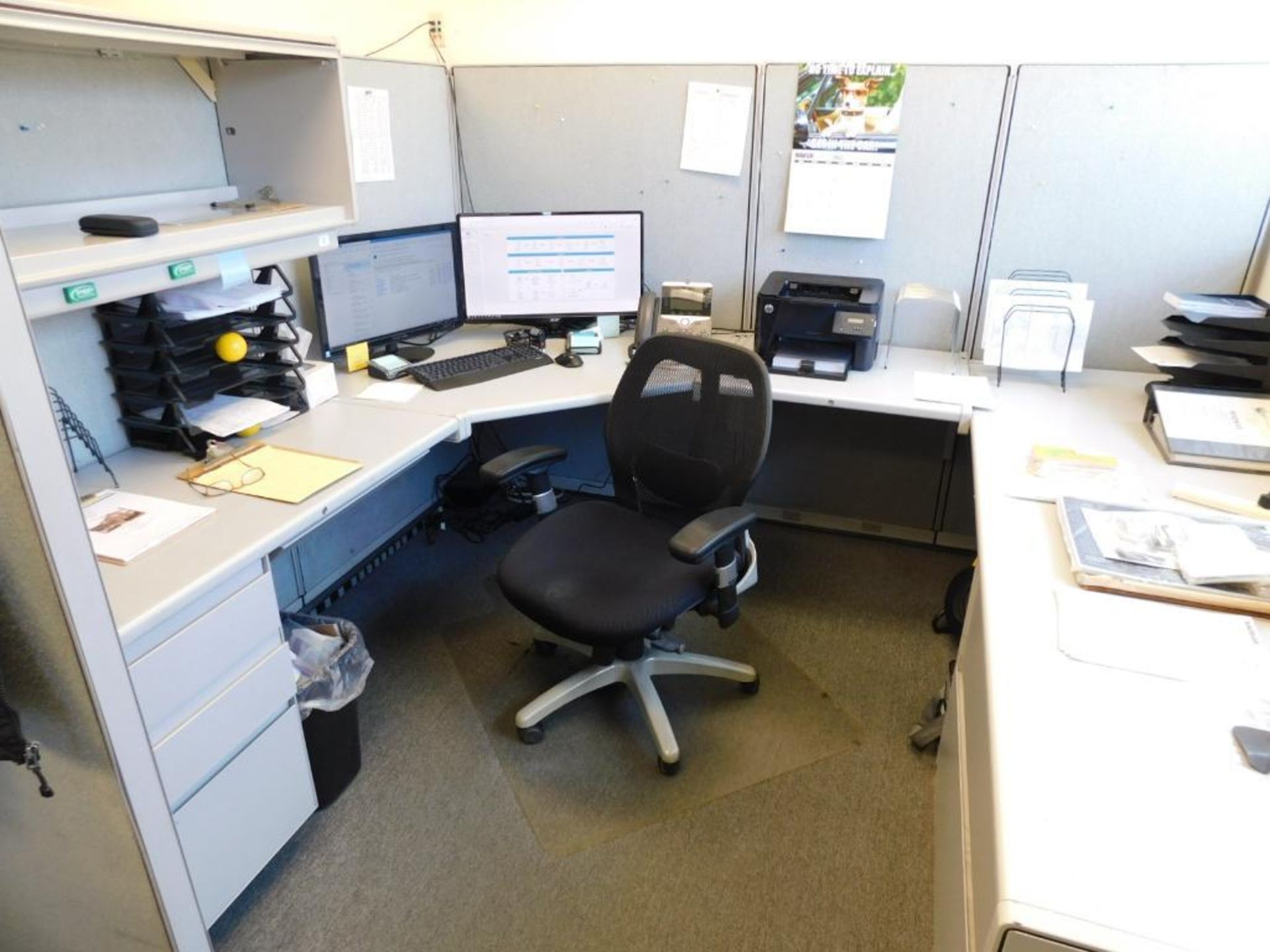 LOT: Contents of (4) Offices: (4) Cubicle Work Stations, (5) Desks, (7) Tables, (16) Chairs, Visio B - Image 6 of 15