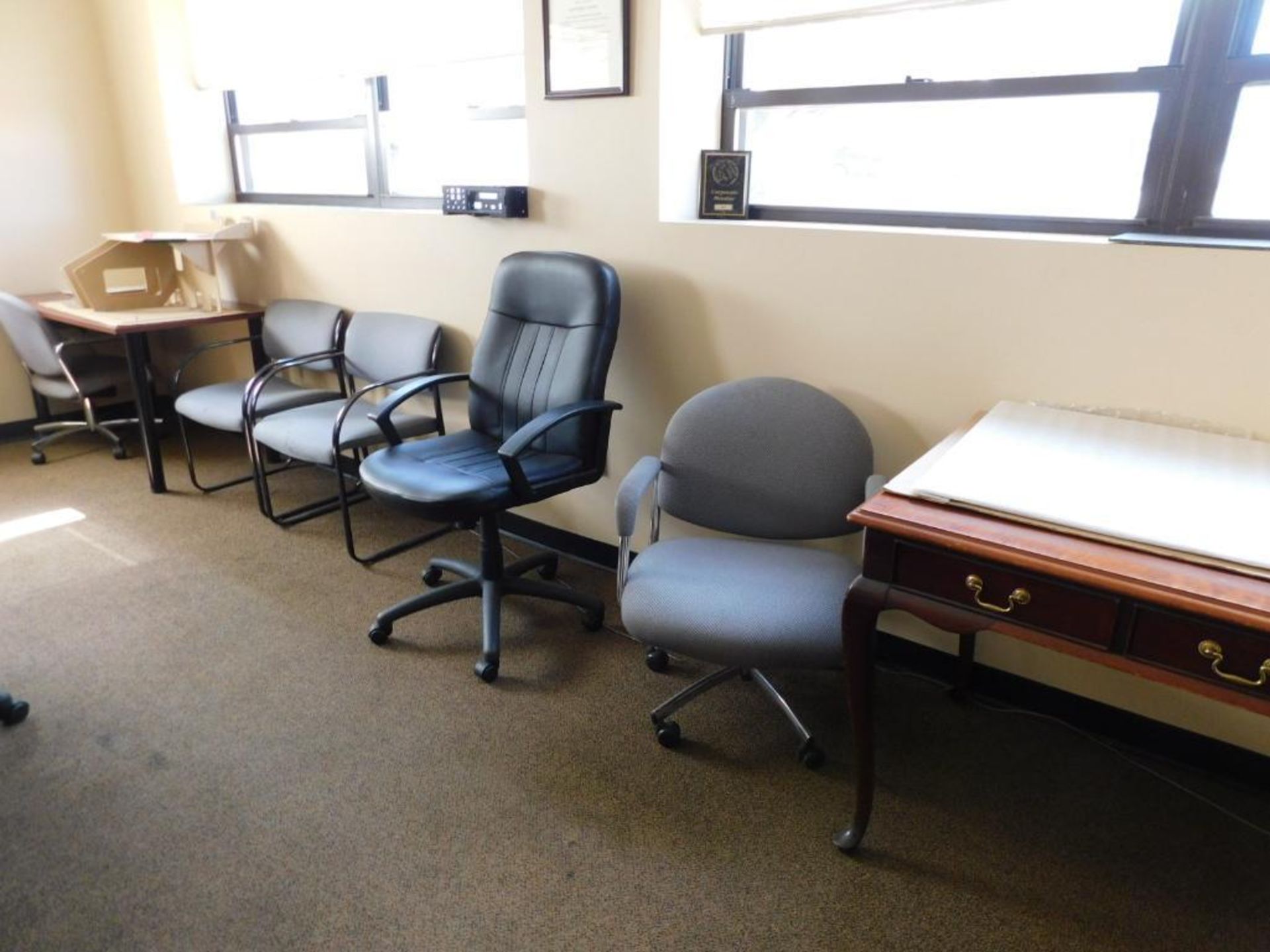 LOT: Contents of (4) Offices: (4) Cubicle Work Stations, (5) Desks, (7) Tables, (16) Chairs, Visio B - Image 15 of 15