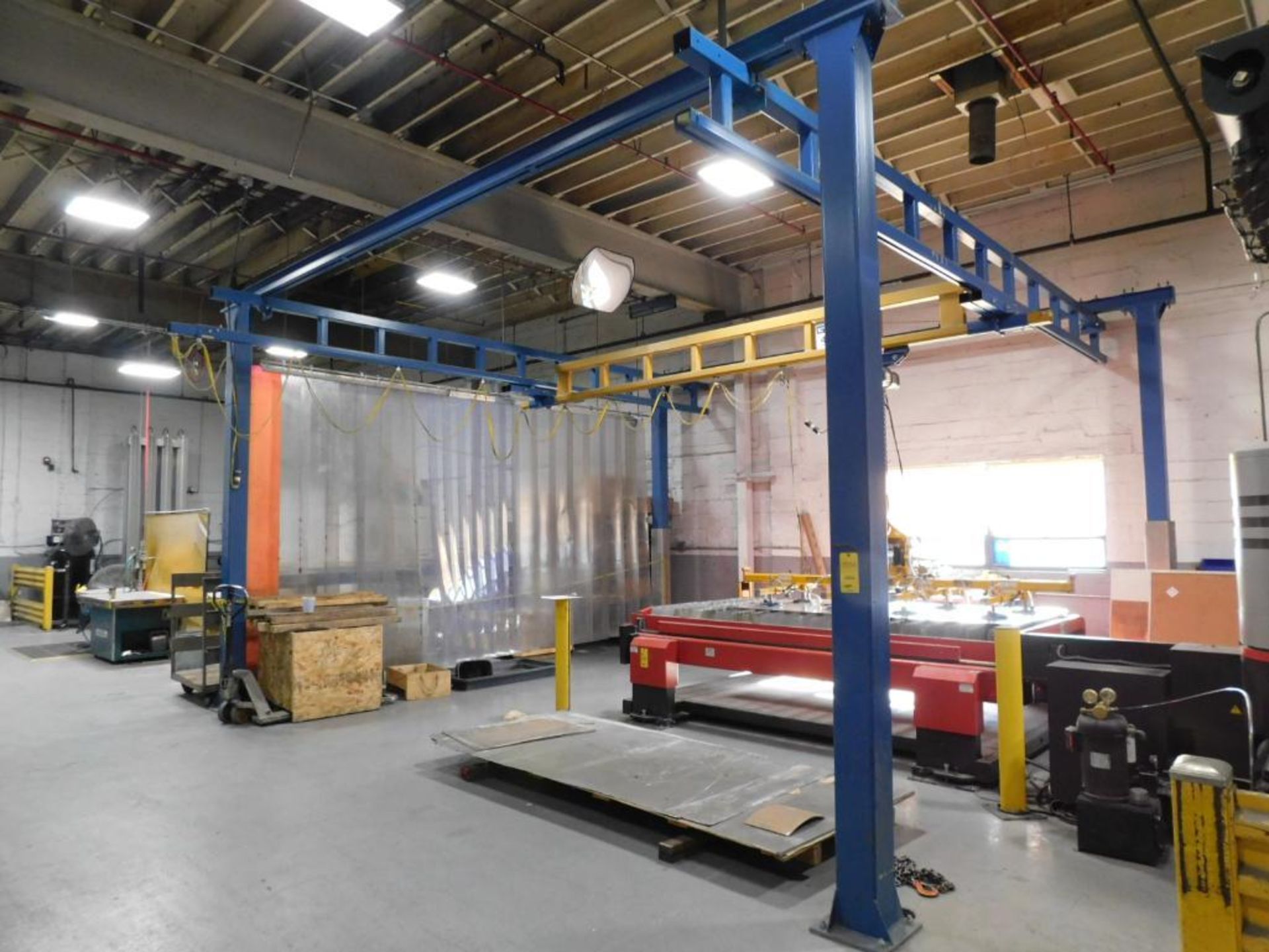 Gorbel 4,000 Lb. Crane System, Pendant Control, 275" Deep, 244" Wide, 120" Under Bridge Height