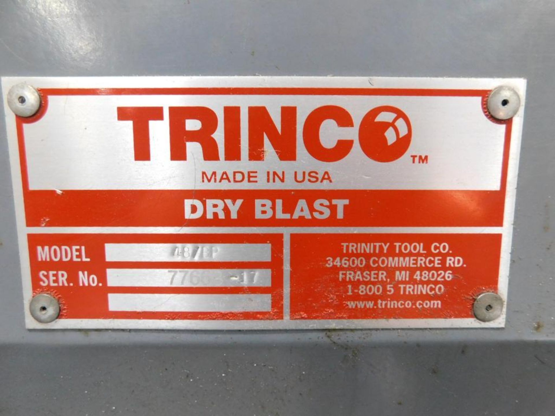 Trinco 48/BP 4-Hole Reach-In Blast Cabinet w/BP2 Dust Collector - Image 8 of 8
