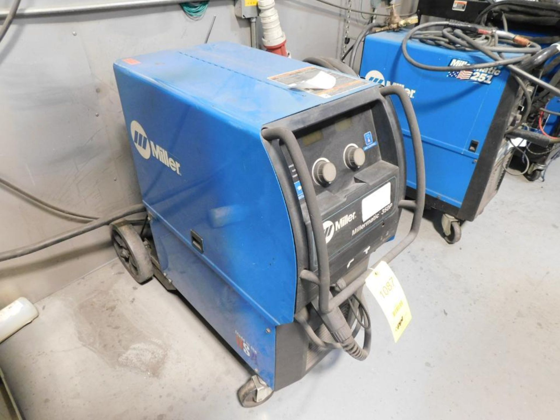 Millermatic 350P Mig Welder - Image 2 of 3