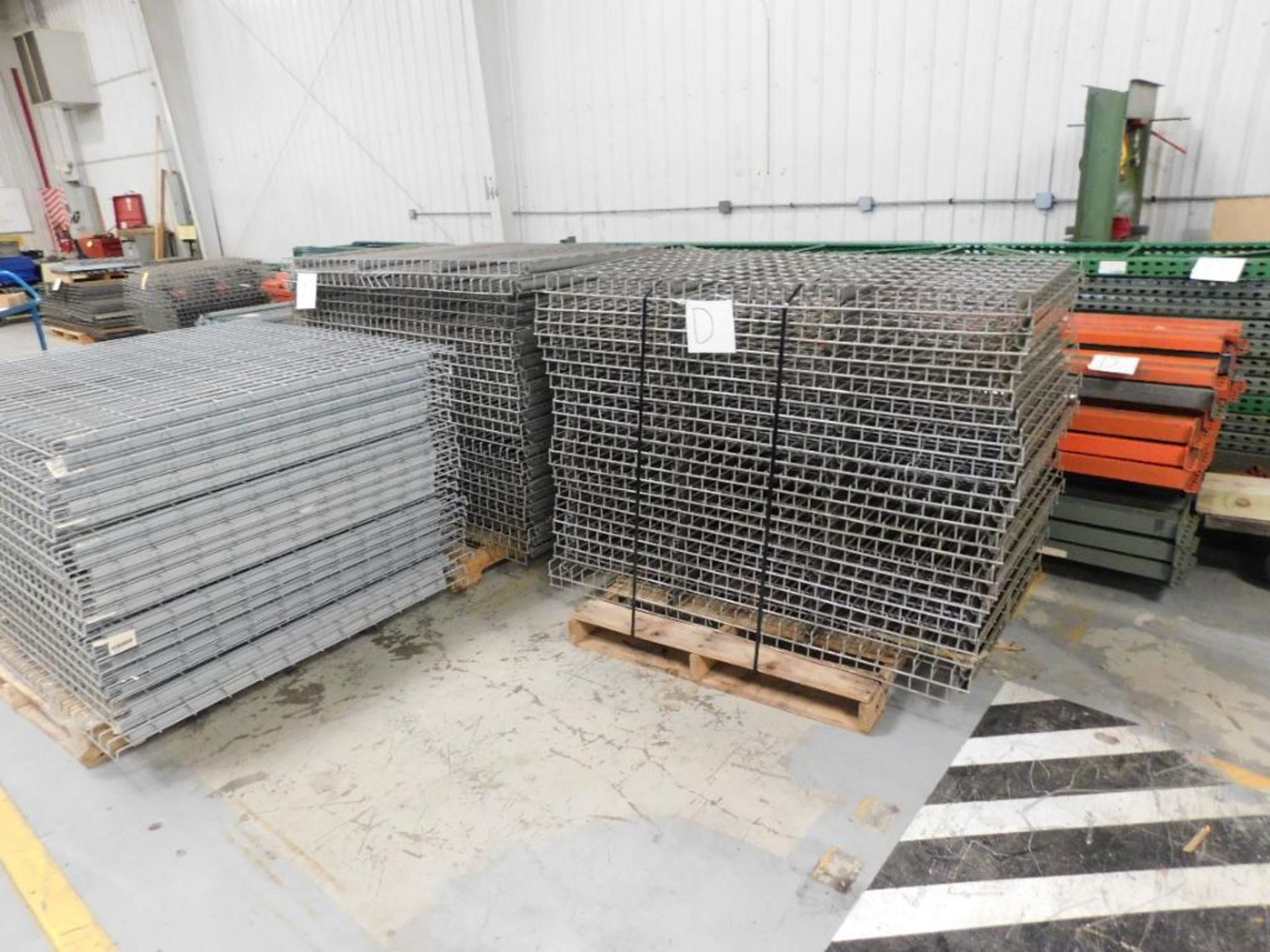 LOT: Pallet Rack, (12) 14' Uprights, (50) 10' Crossbars, Wire Decking, 36" Deep - Image 3 of 3