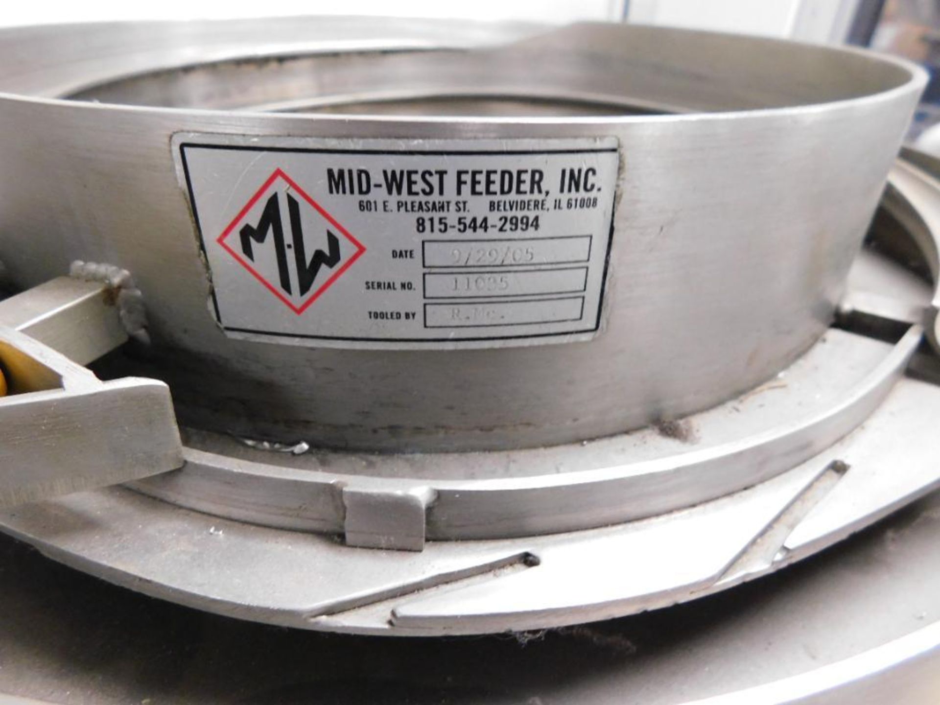 LOT: (2) Mid-West Vibratory Parts Feeders on Steel Cart - Image 3 of 3