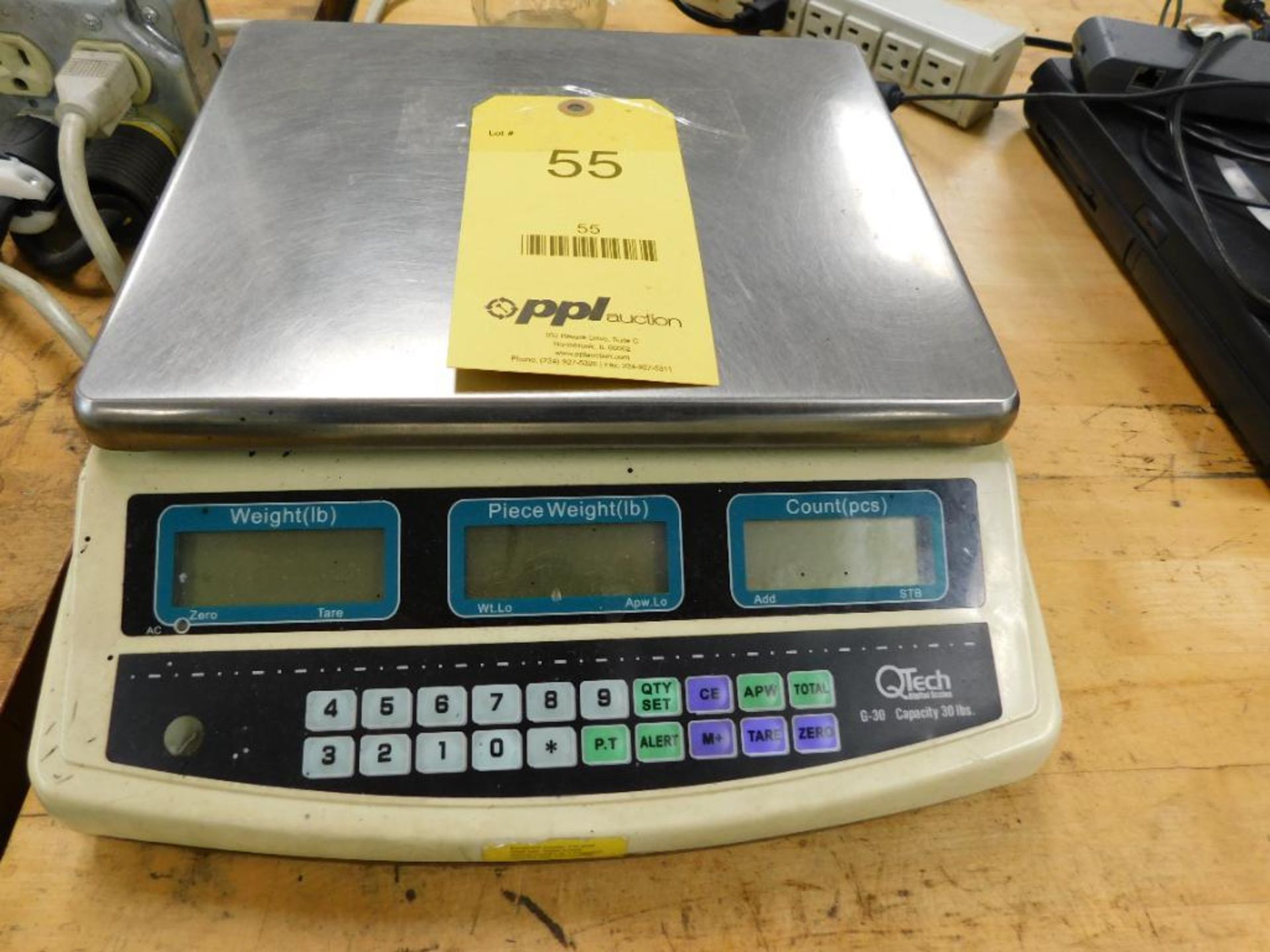 Q Tech Digital Counting Scale